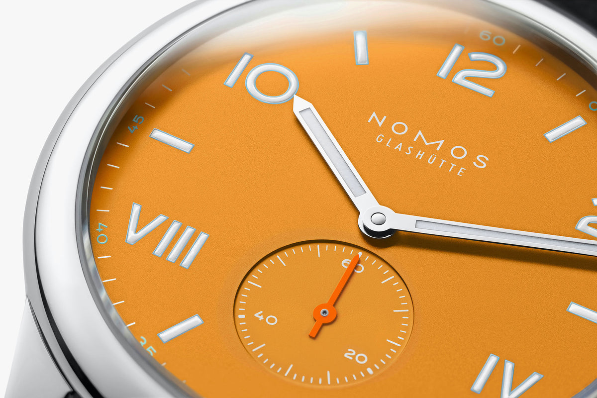 Nomos g clearance