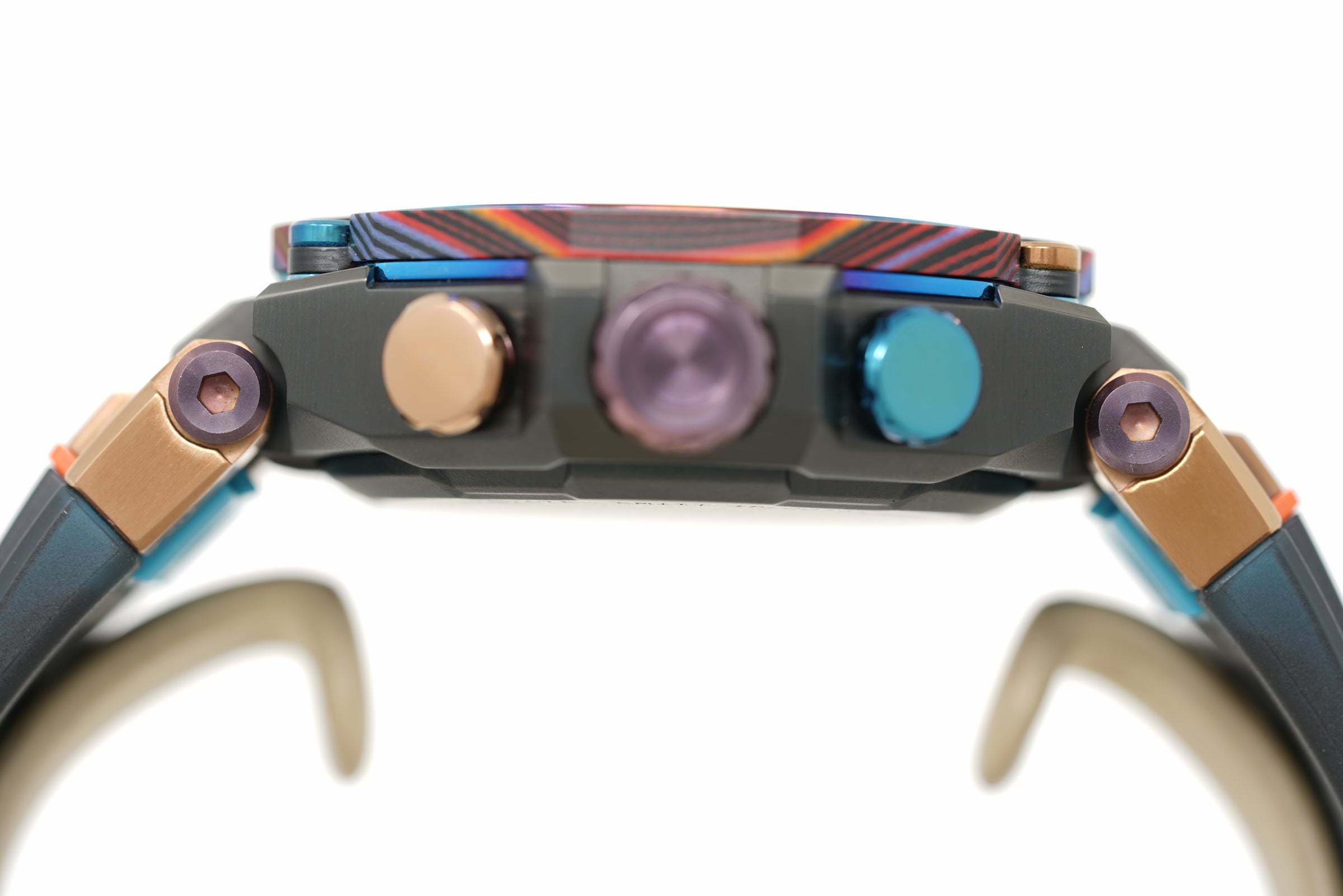 Pre-Owned G-Shock 'Rainbow Mountain' MTG-B2000XMG-1A