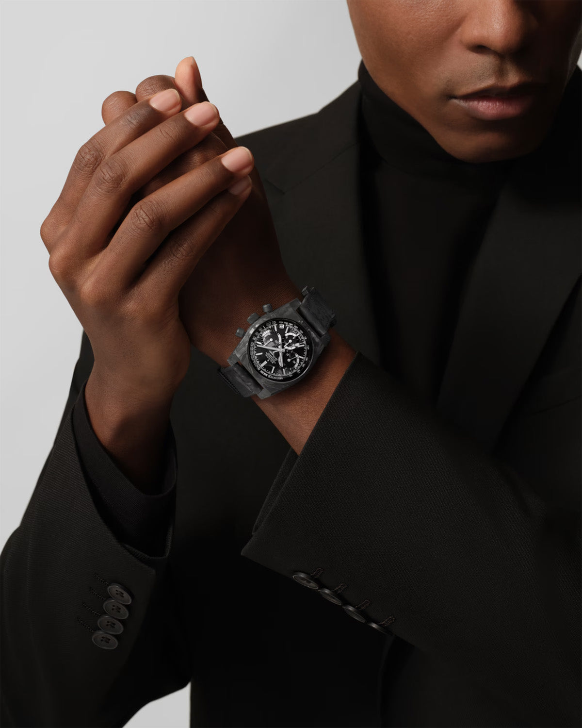 Zenith Chronomaster Revival "Cover Girl Carbon" Limited Edition 10.A3818.400-2/21.R100