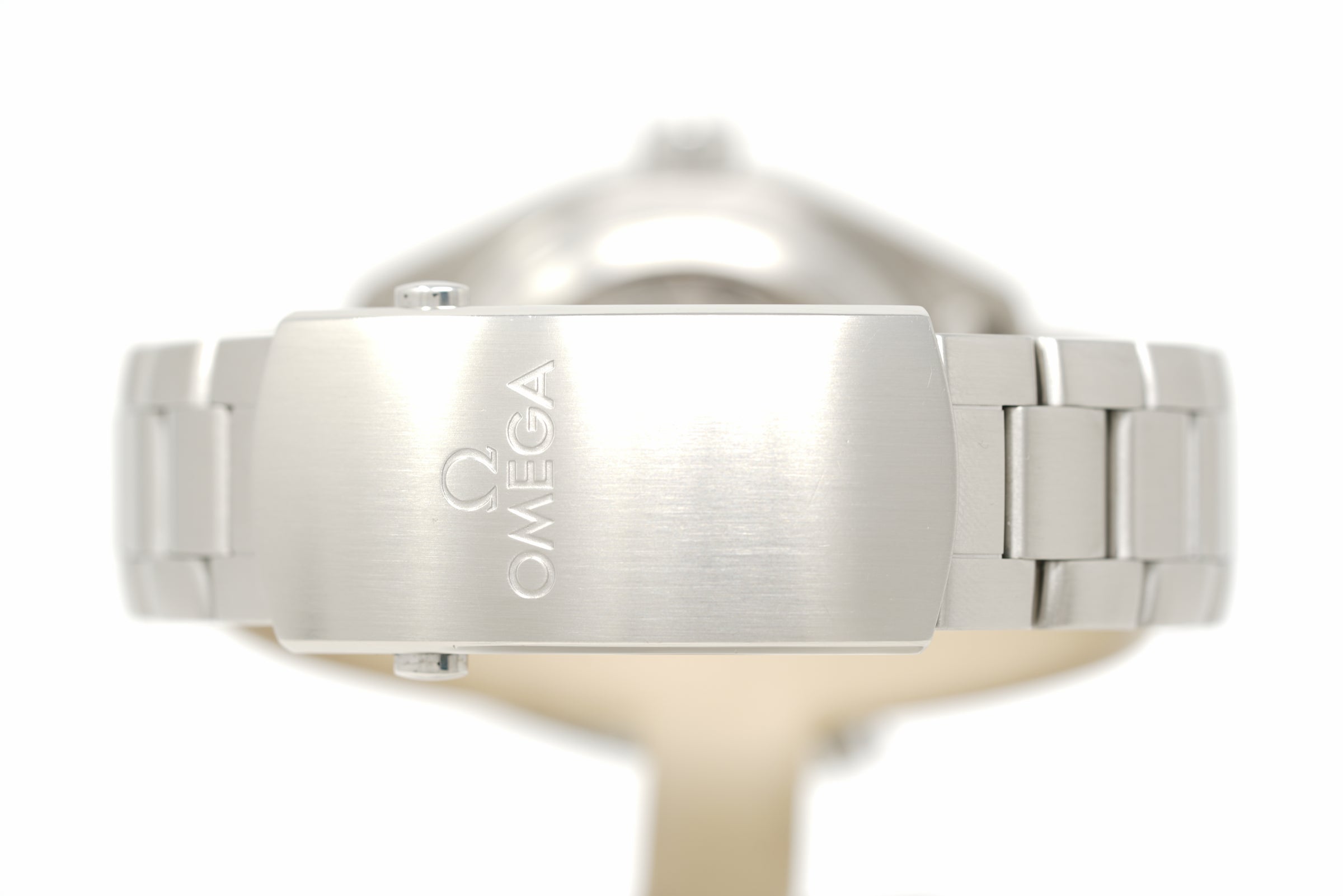 Pre-Owned Omega Seamaster Planet Ocean 215.30.44.21.04.001