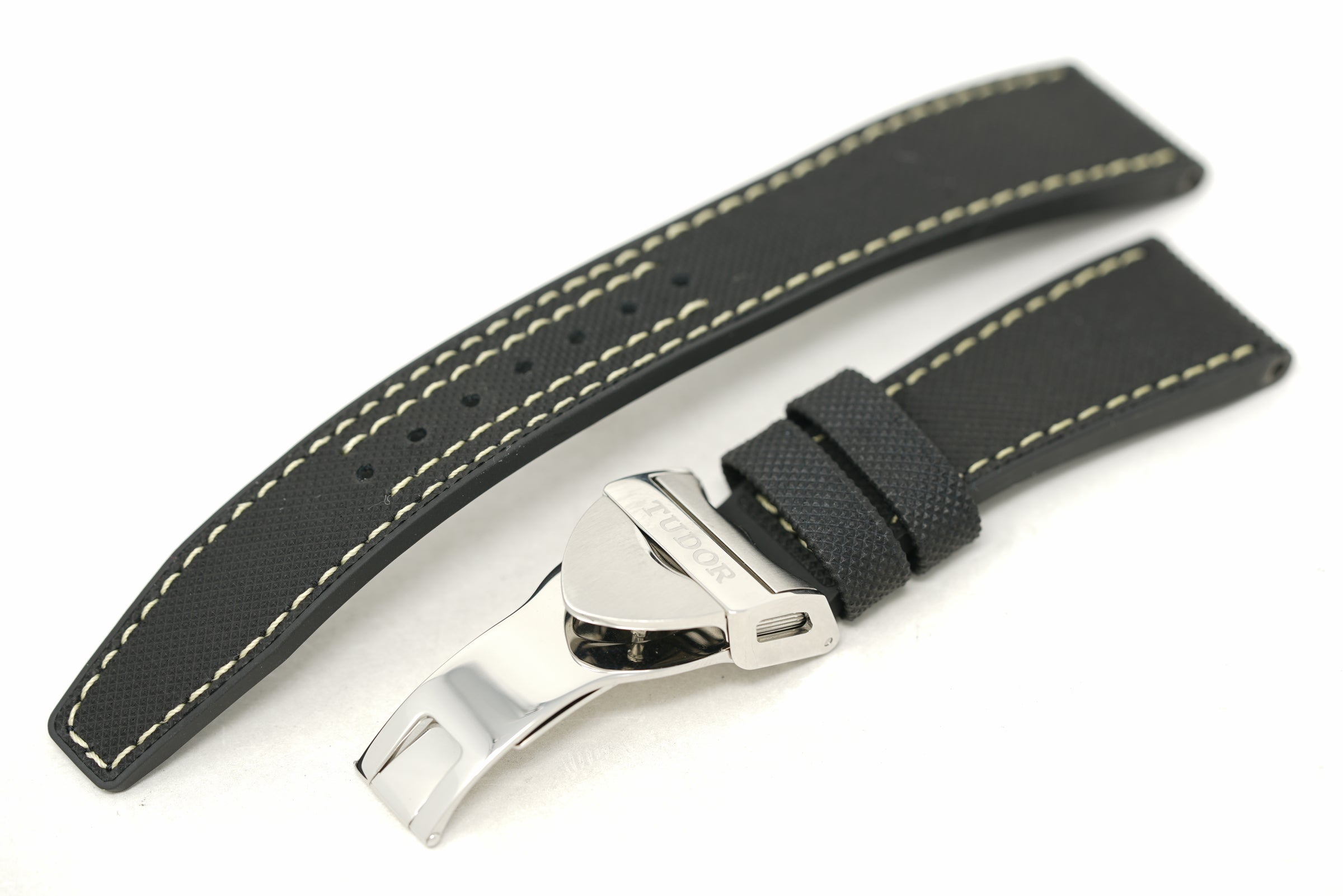 Pre-Owned Tudor Black Bay Pro M79470-0001