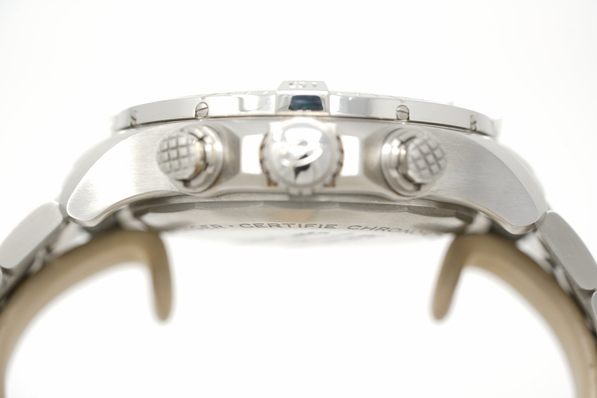 Pre-Owned Breitling Super Avenger Chronograph 48 A13375101B1A1