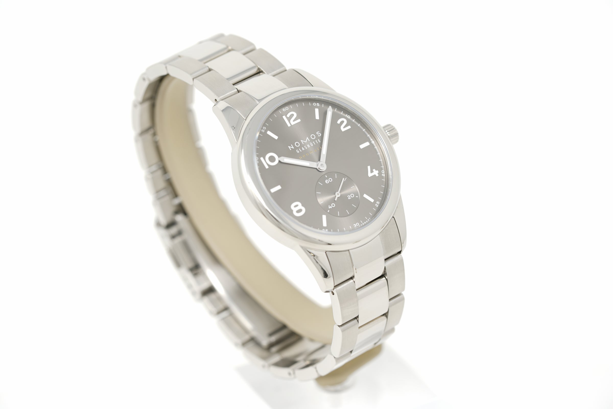 Pre-Owned Nomos Glashütte Club Sport Neomatik 39 Smoke 764