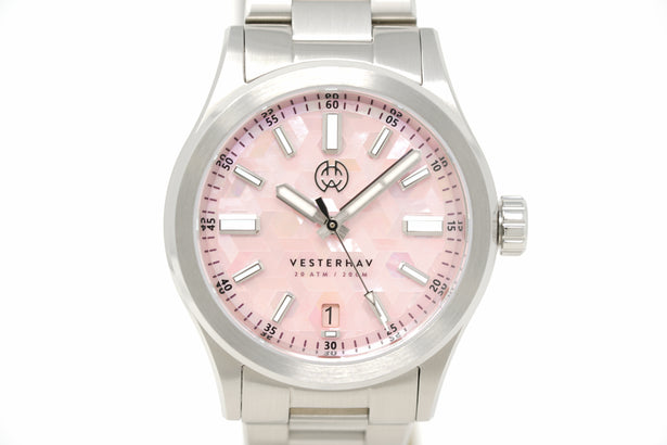 Pre-Owned Henry Archer Vesterhav 38 - Frost Petal