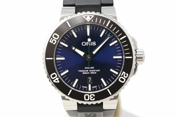 Pre-Owned Oris Aquis Date 01 733 7730 4135-07 4 24 64EB