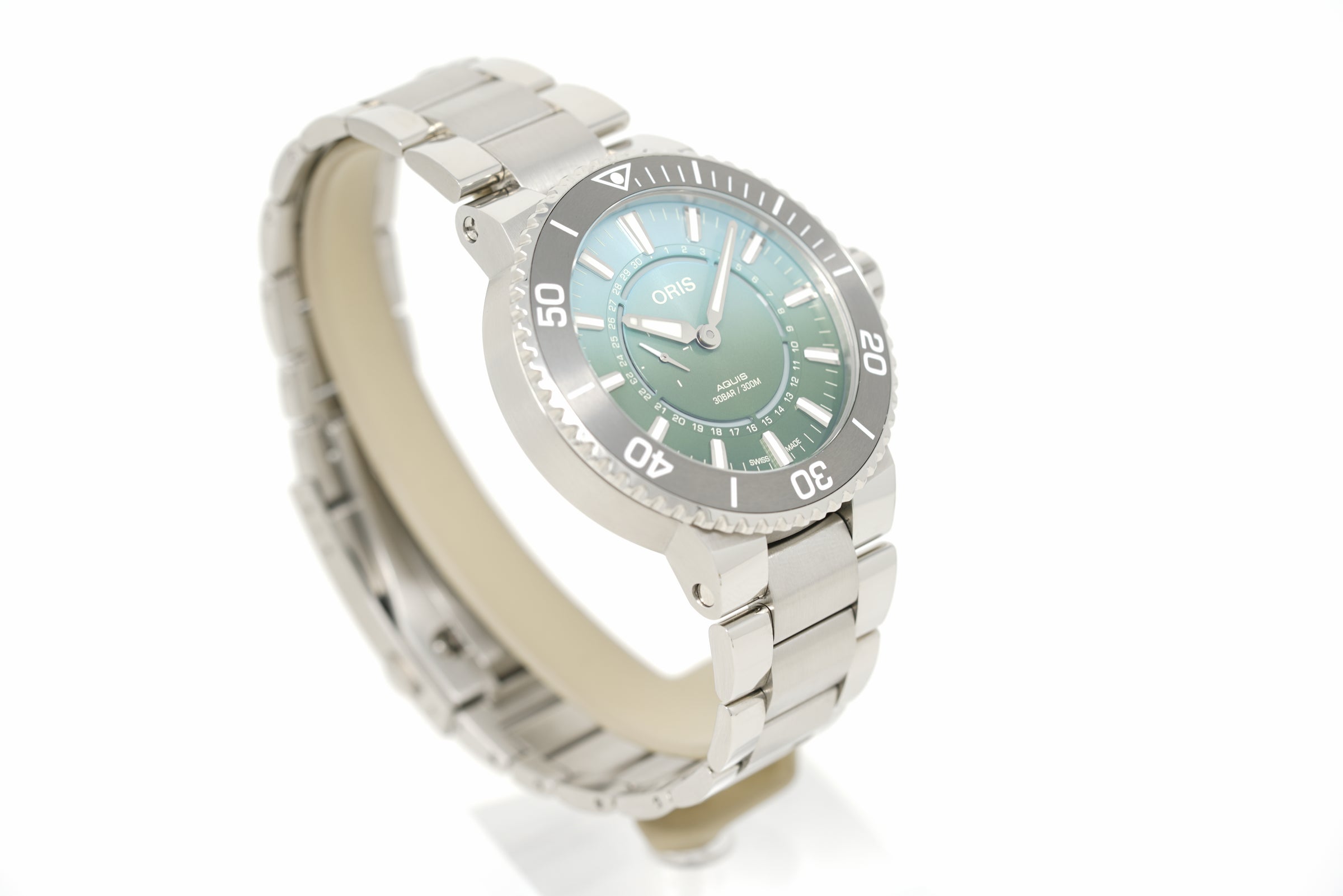 Pre-Owned Oris Aquis Dat Watt Limited Edition II 01 743 7734 4197-Set