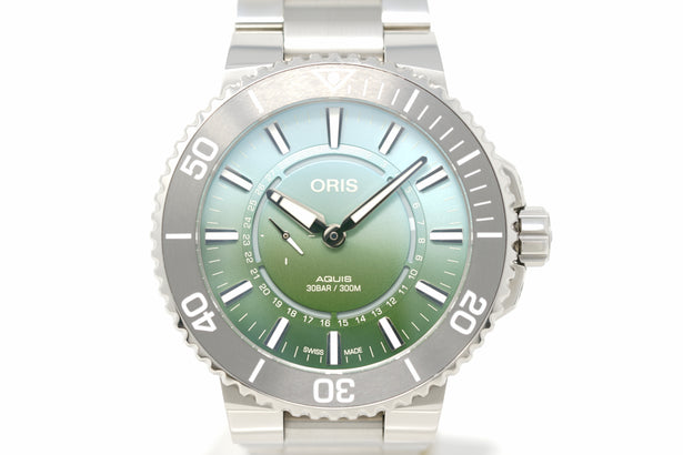 Pre-Owned Oris Aquis Dat Watt Limited Edition II 01 743 7734 4197-Set