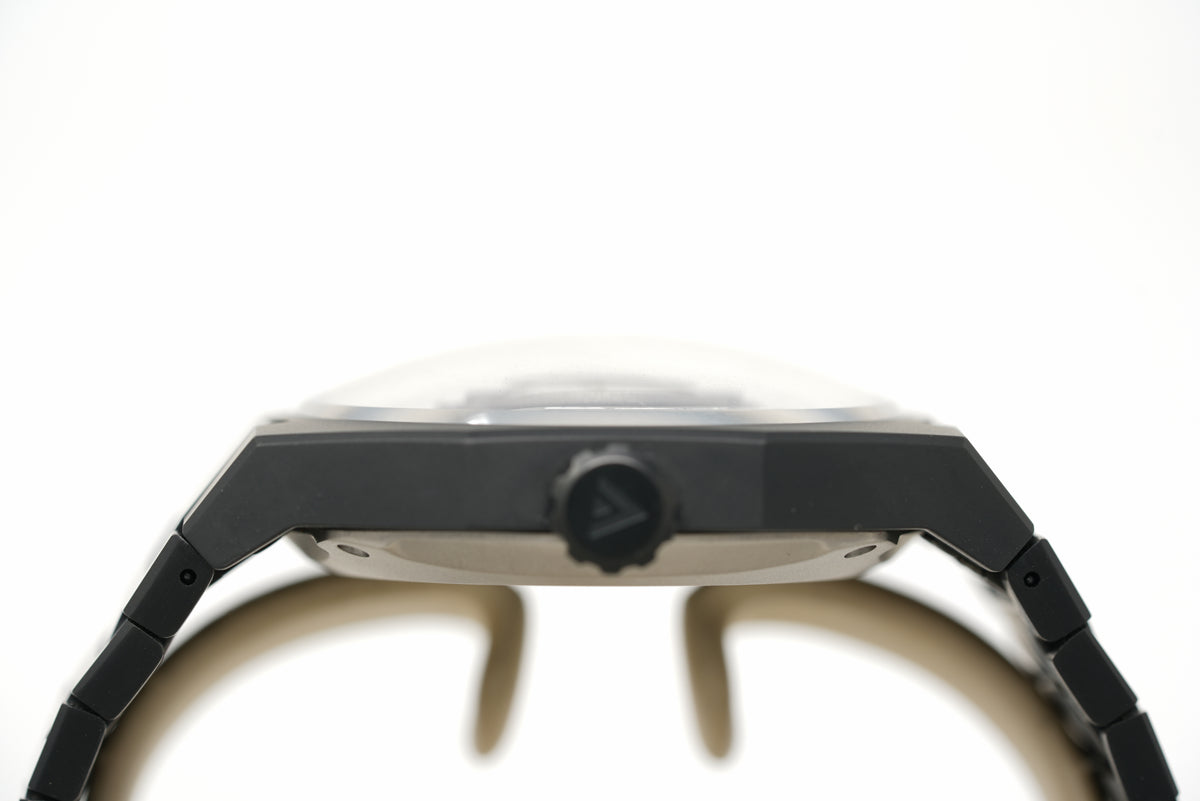 Pre-Owned Angles KOI-5 Wandering Hour Aero Black Automatic Limited