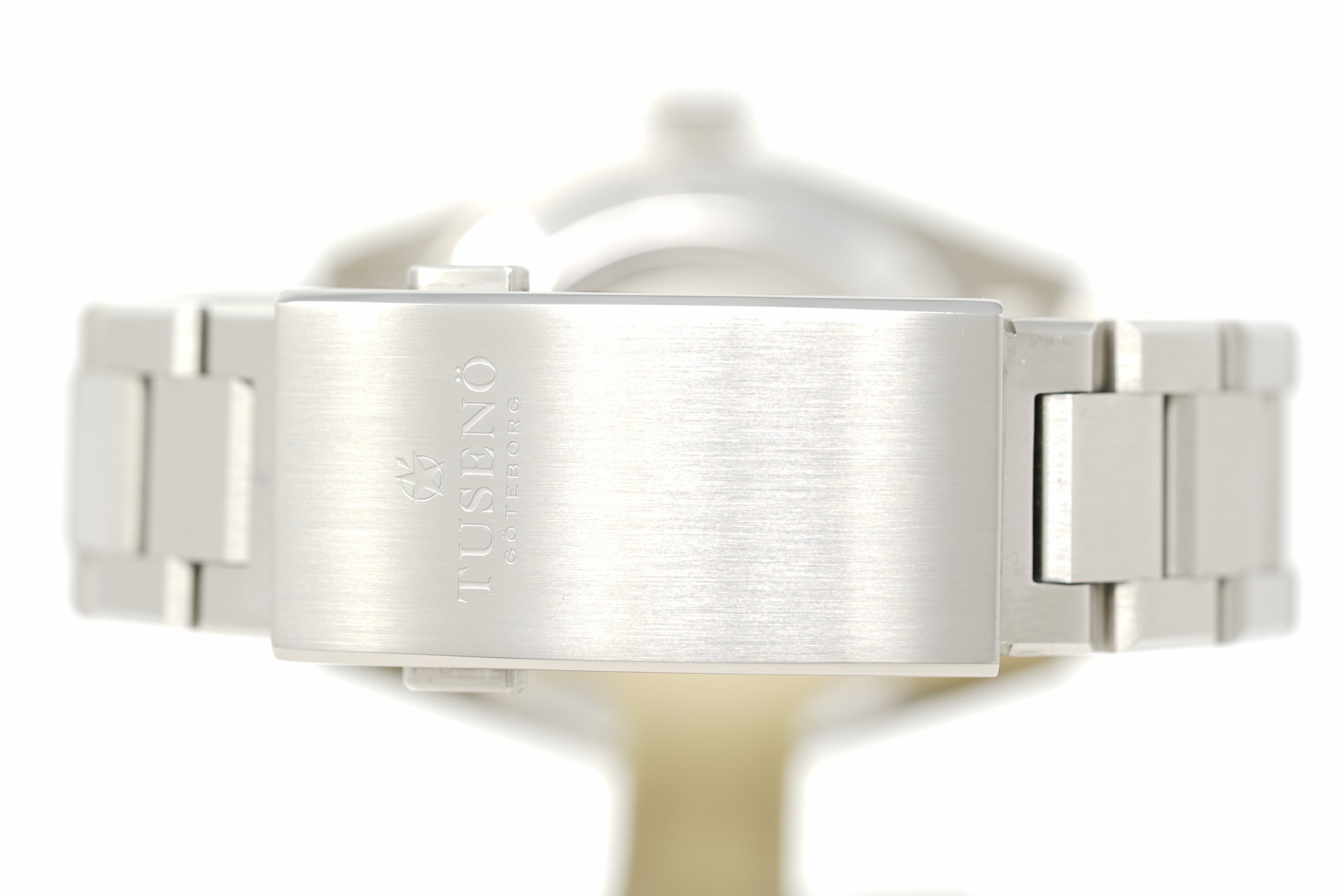 Pre-Owned Tusenö Shellback V2 White
