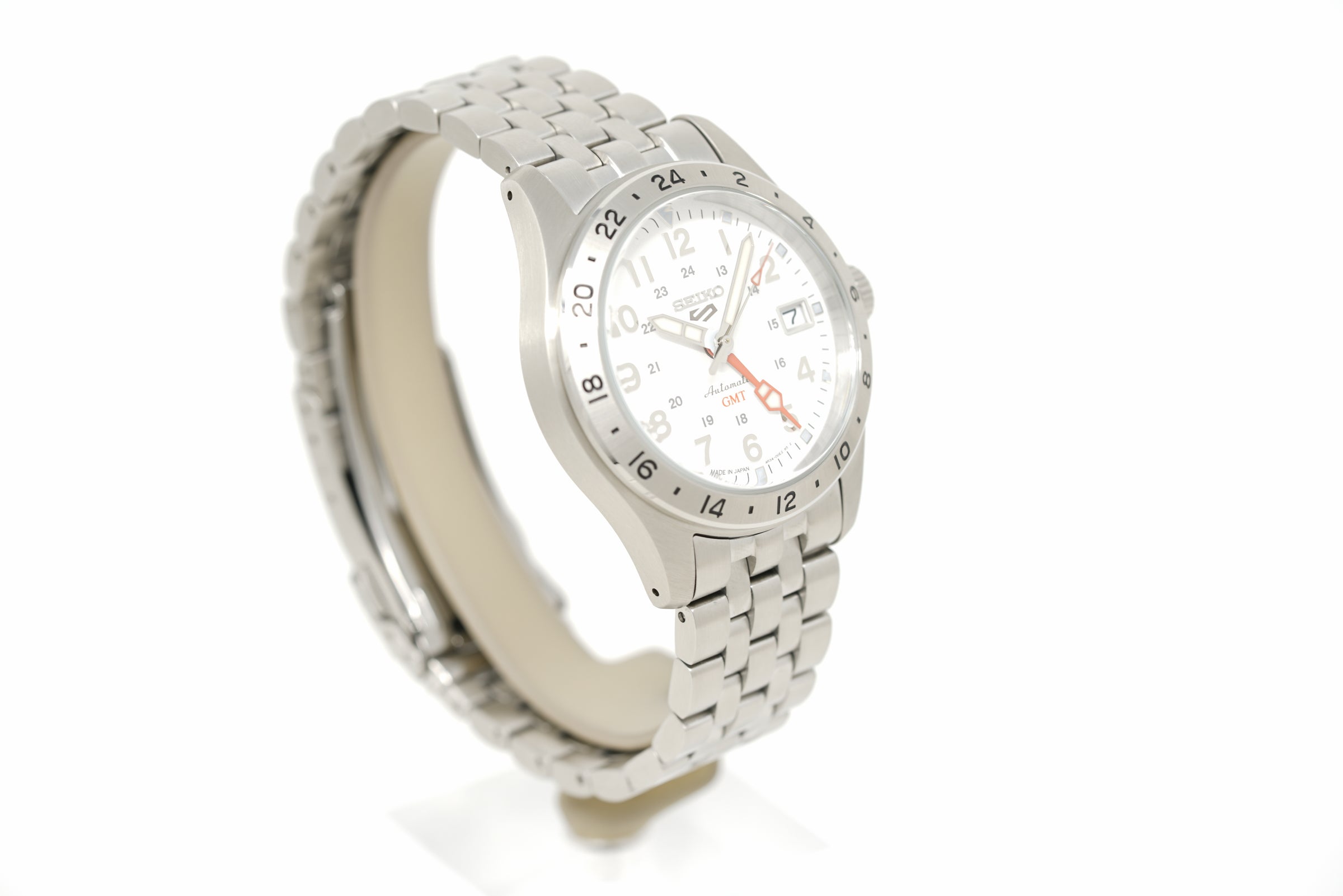 Pre-Owned Seiko 5 Sports GMT “Field Sports Style” SSK059