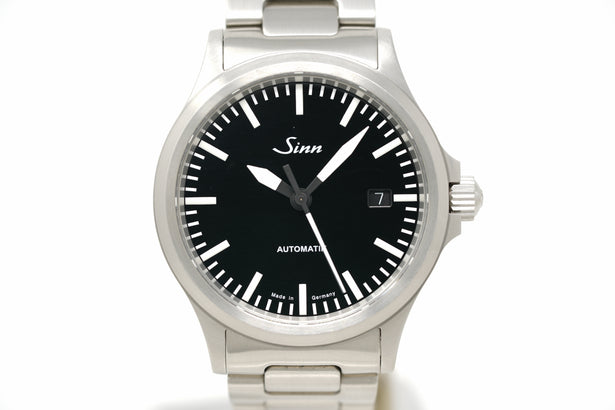 Pre-Owned Sinn 556 I