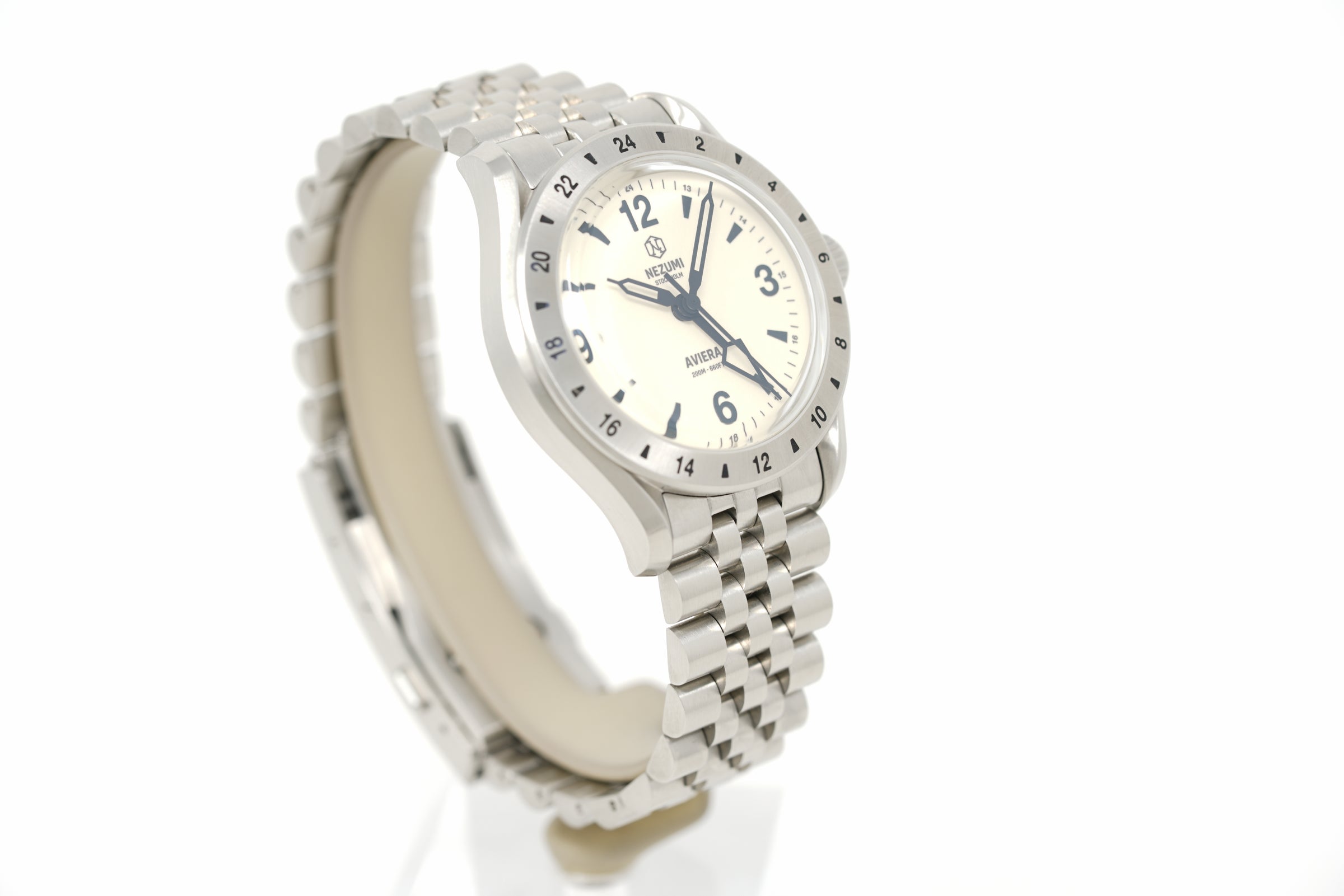 Pre-Owned Nezumi Aviera GMT AA3.302