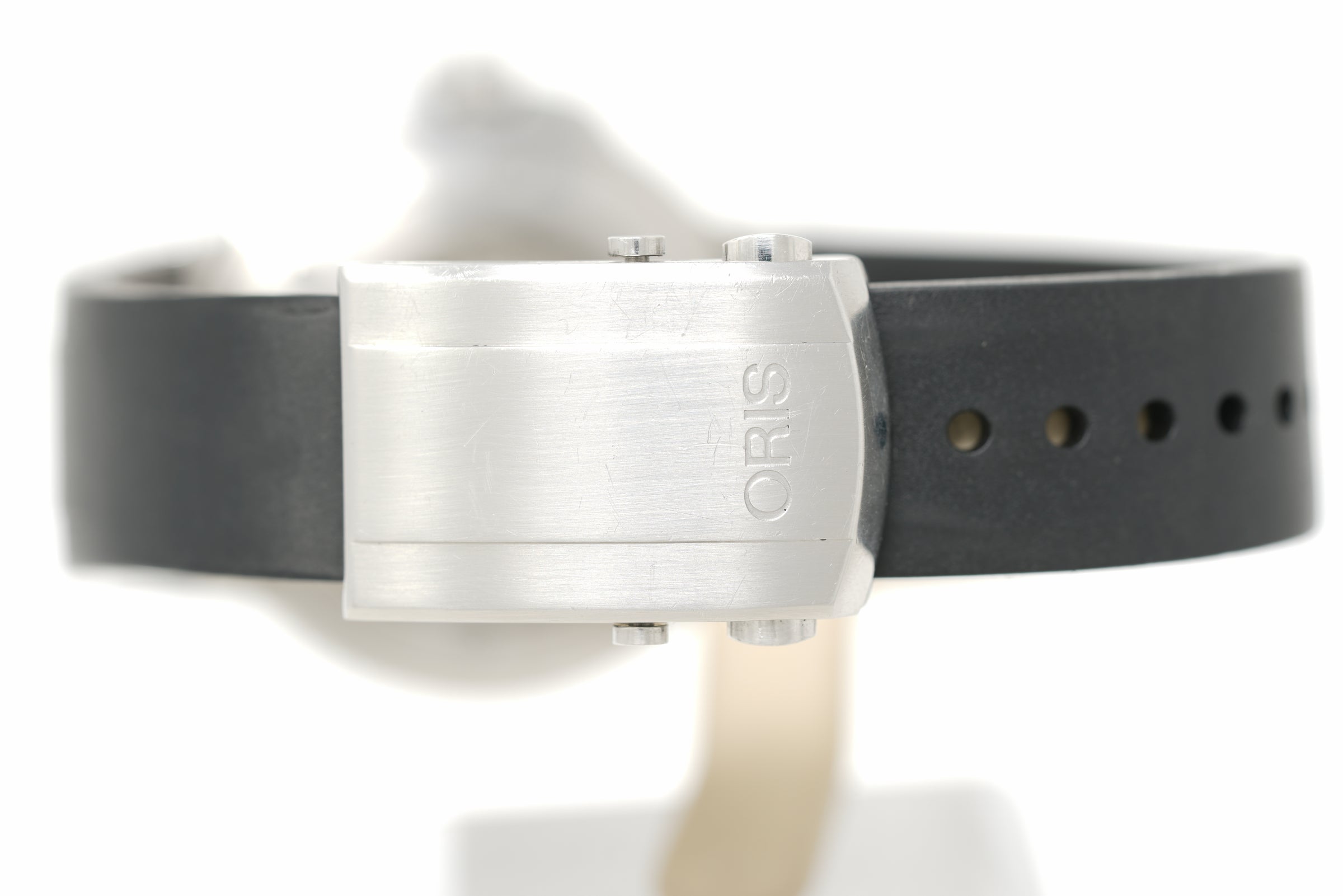 Pre-Owned Oris Aquis Date 01 733 7730 4135-07 4 24 64EB