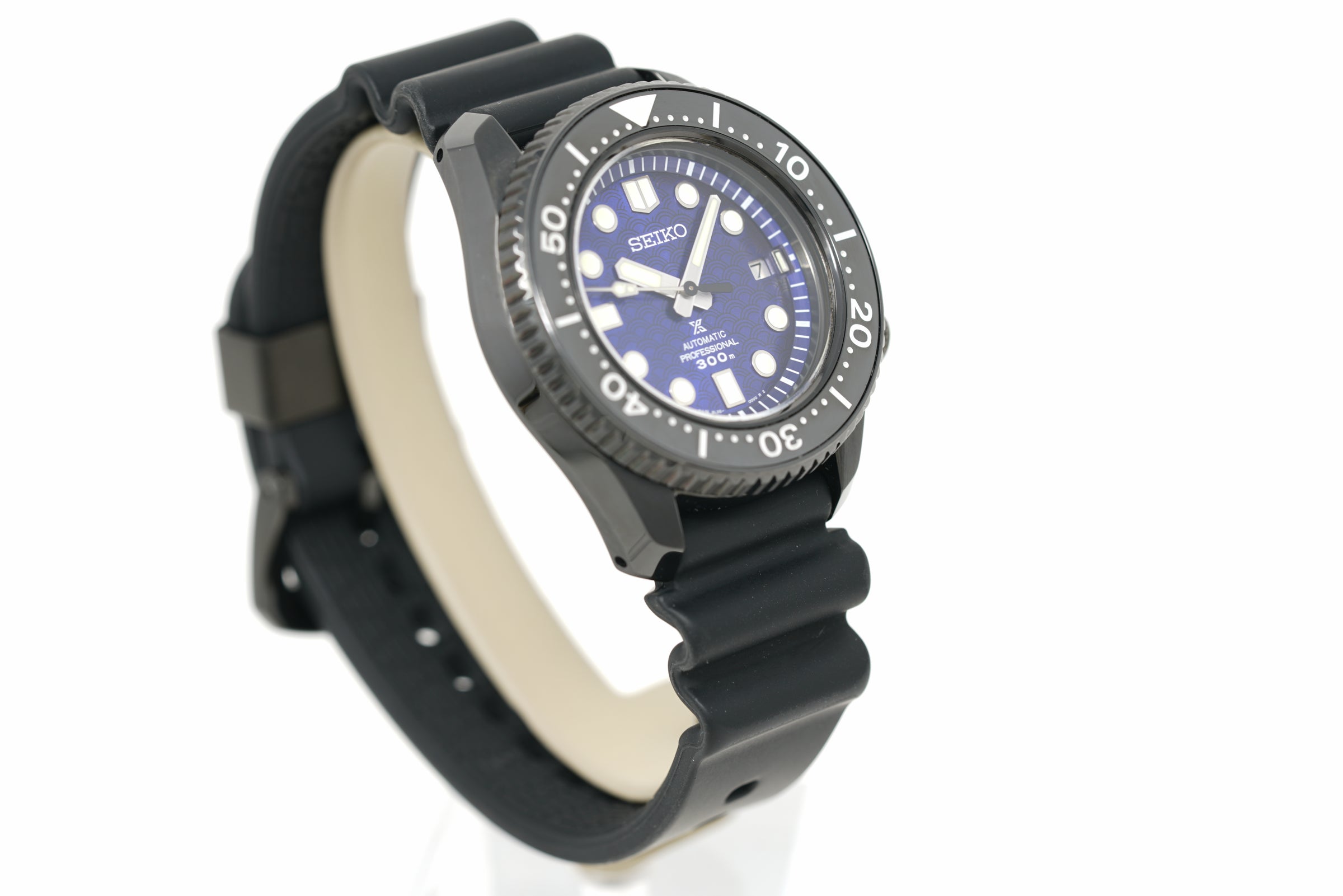 Pre-Owned Seiko Prospex Seigaiha-Inspired U.S. Limited Edition SLA053