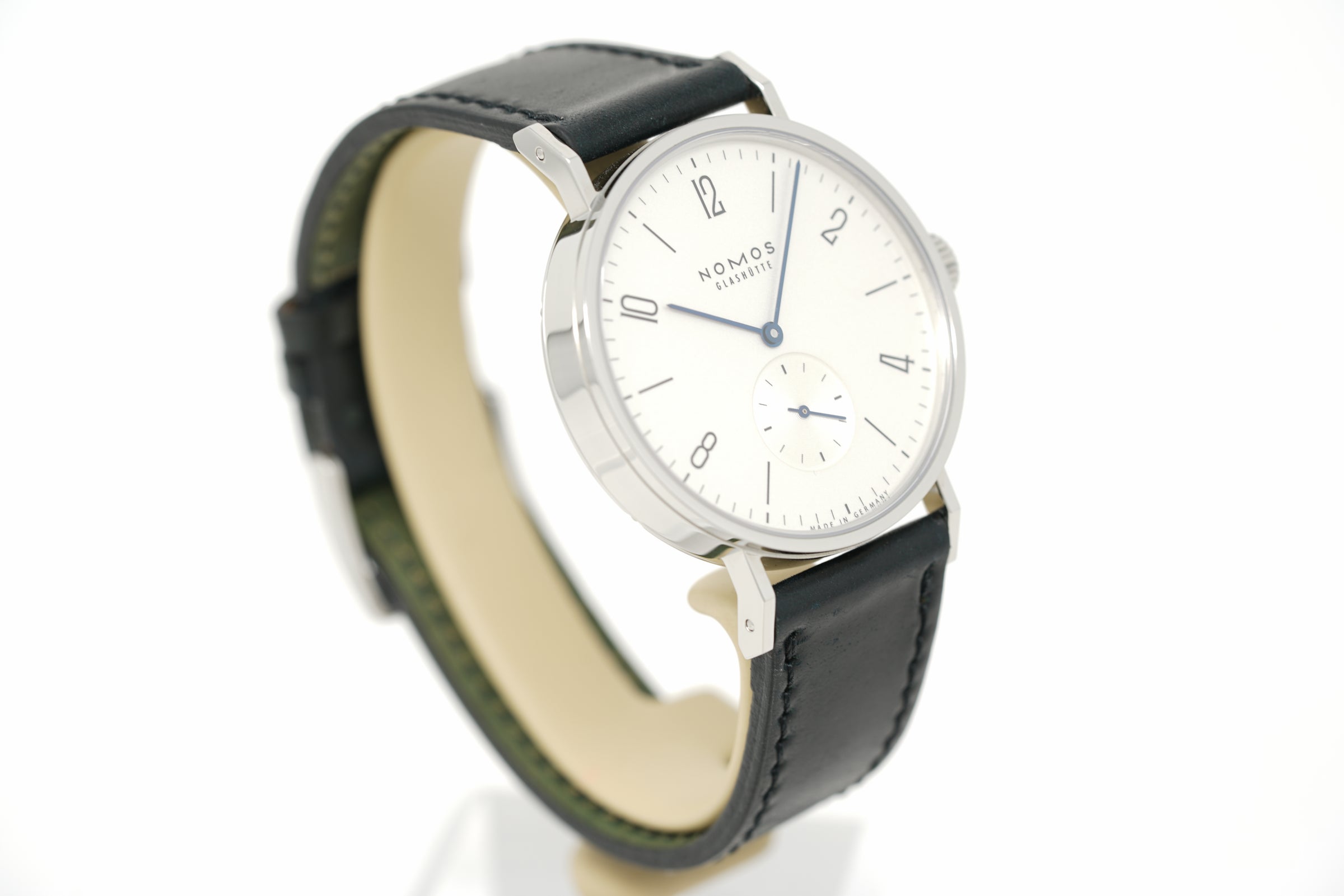 Pre-Owned Nomos Glashütte Tangomat Glass Back 601