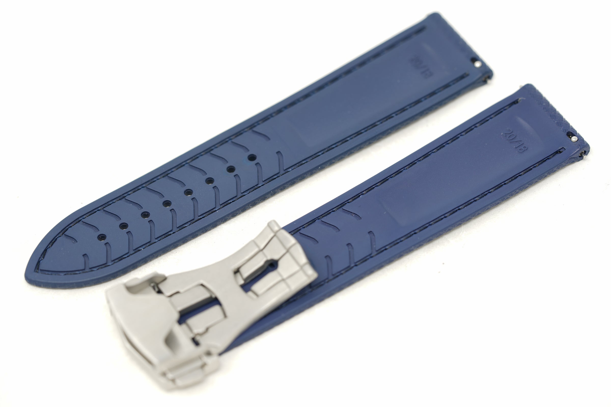 Pre-Owned Bernhardt Binnacle Diver Atlantic Swell