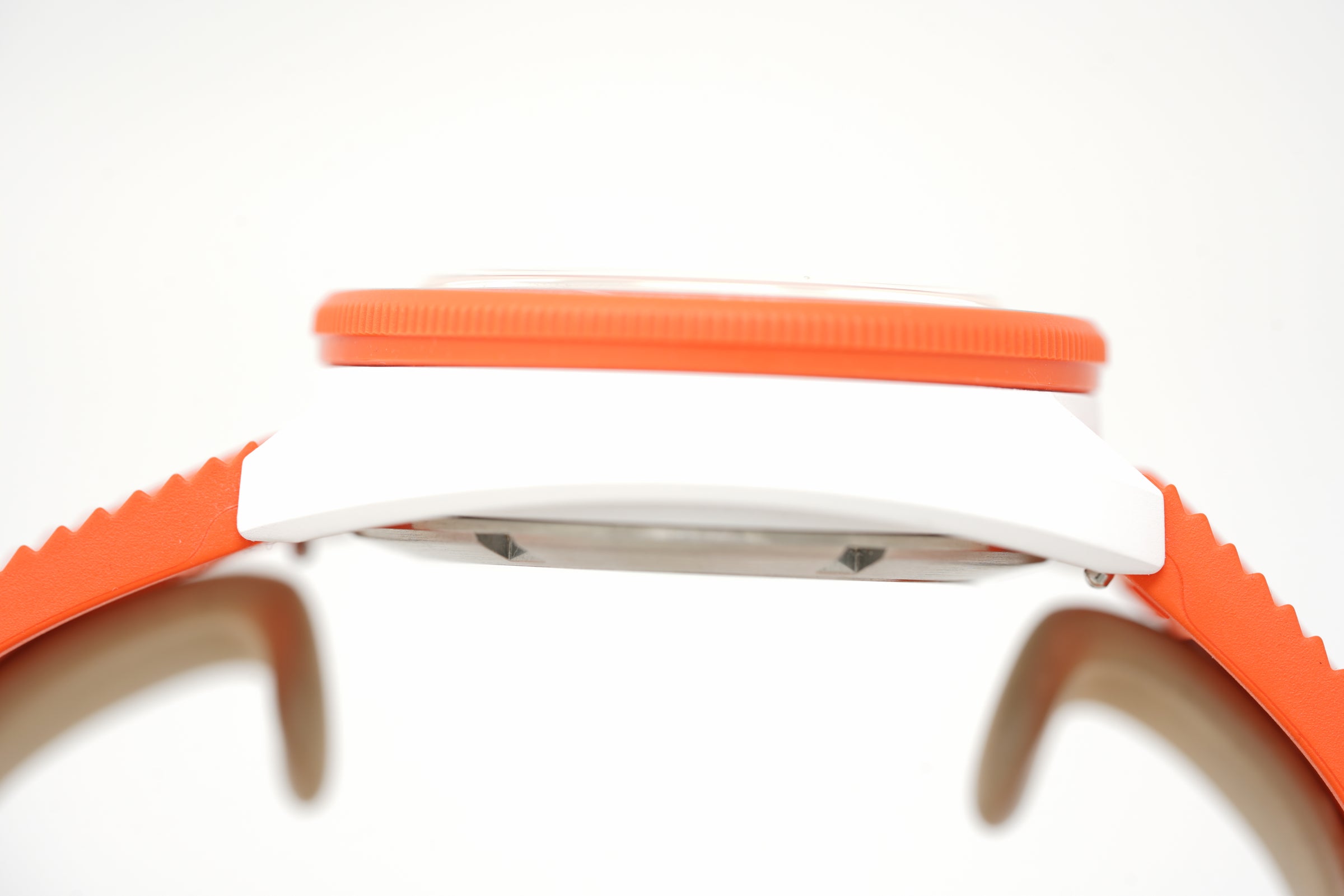 Pre-Owned Bulova Snorkel Clownfish 98B448