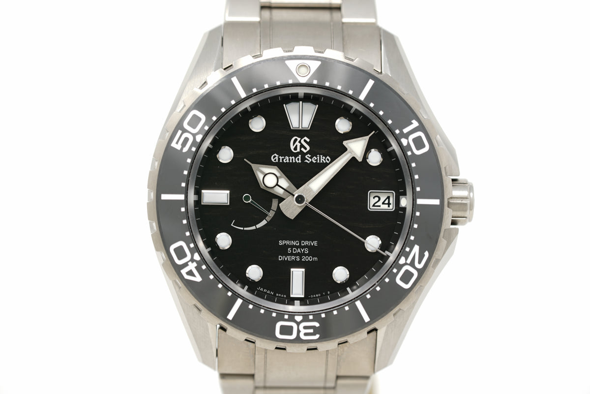 Pre-Owned Grand Seiko Evolution 9 Diver Spring Drive 5 Days SLGA015