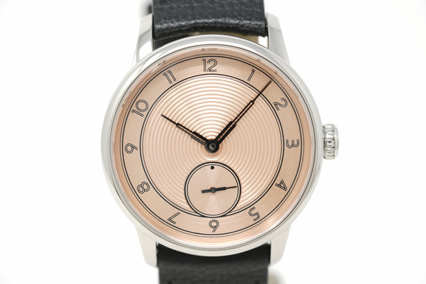 Pre-Owned Louis Erard x The Horophile Metropolis La Petite Seconde Salmon 34248AA64.BVA150