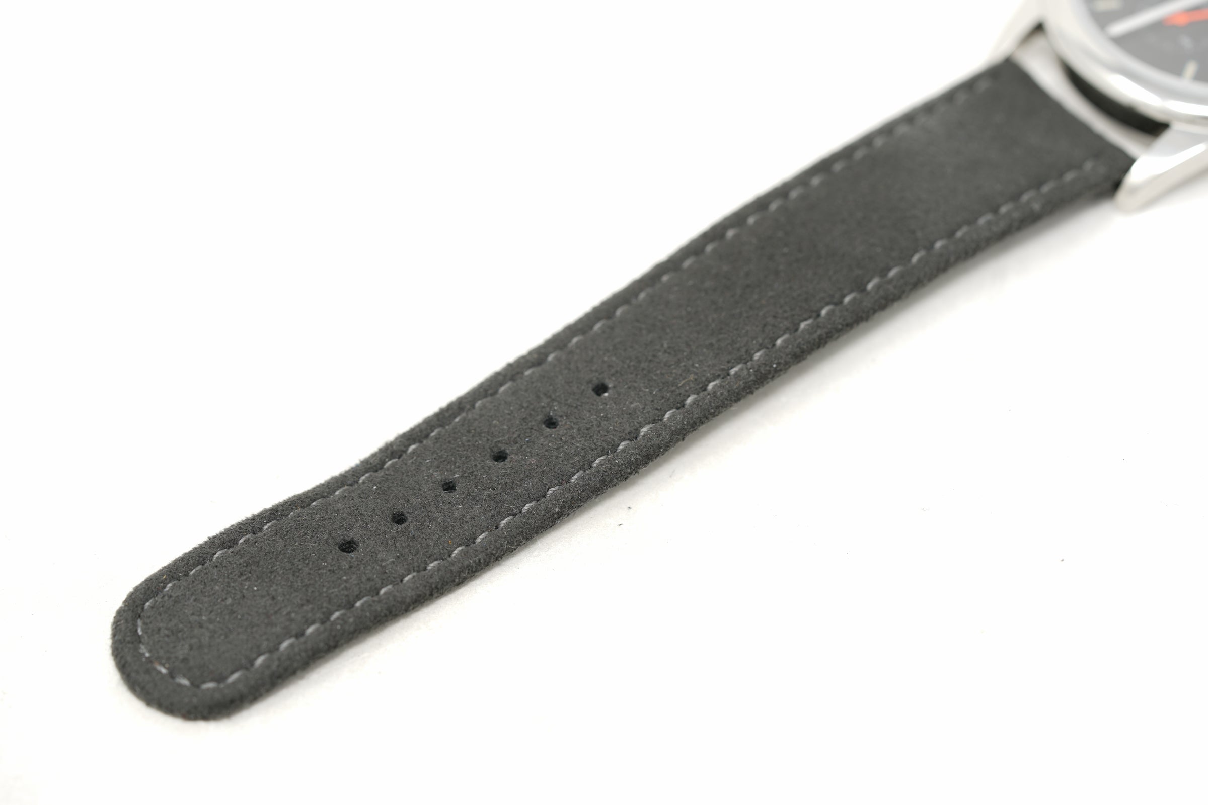 Pre-Owned Nomos Glashütte Club Campus 38 Night 736