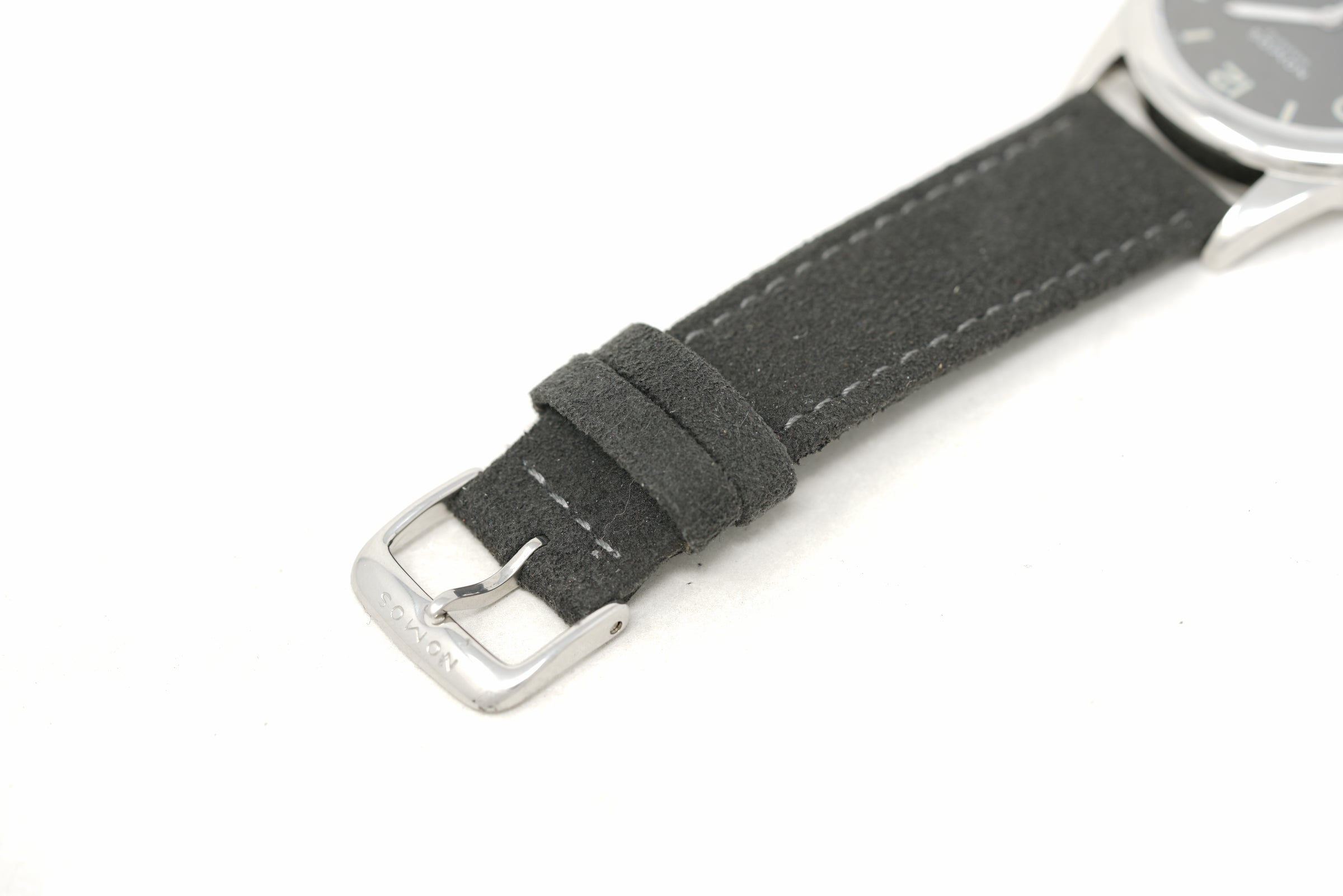Pre-Owned Nomos Glashütte Club Campus 38 Night 736