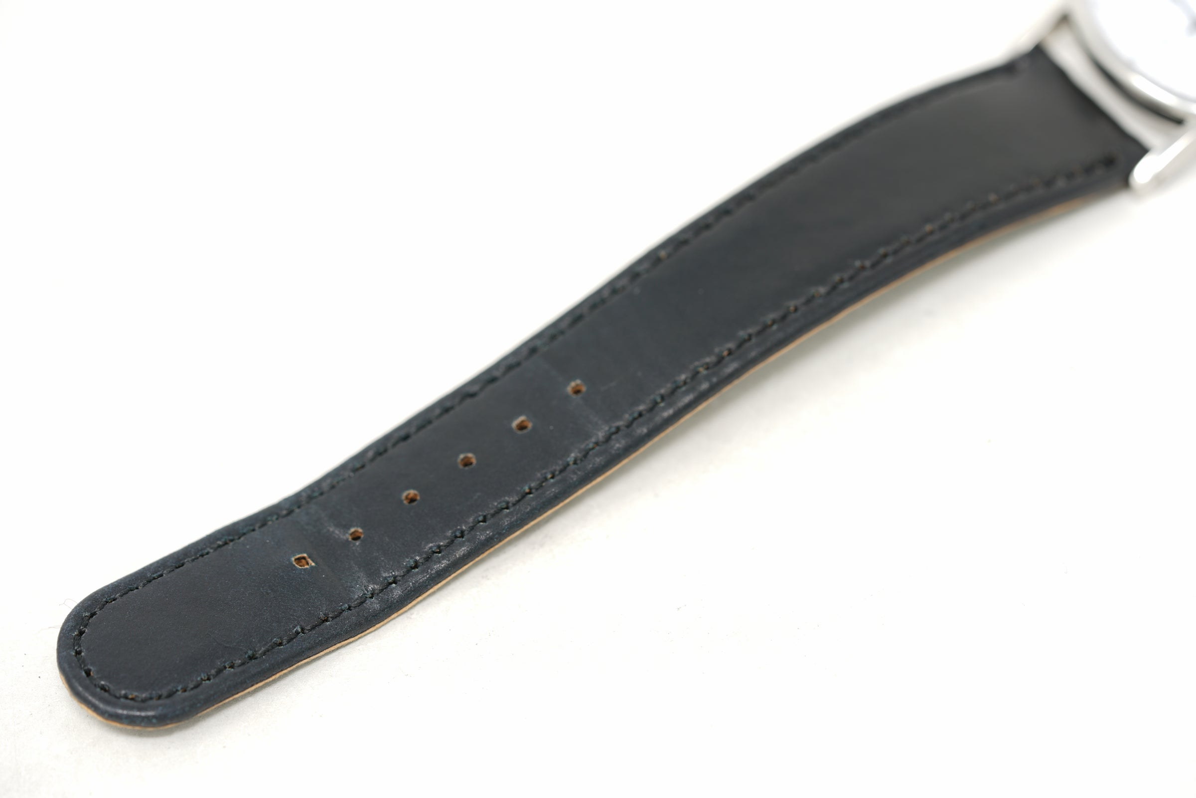 Pre-Owned Nomos Glashütte Ludwig Neomatik Doctors Without Borders 282.S2