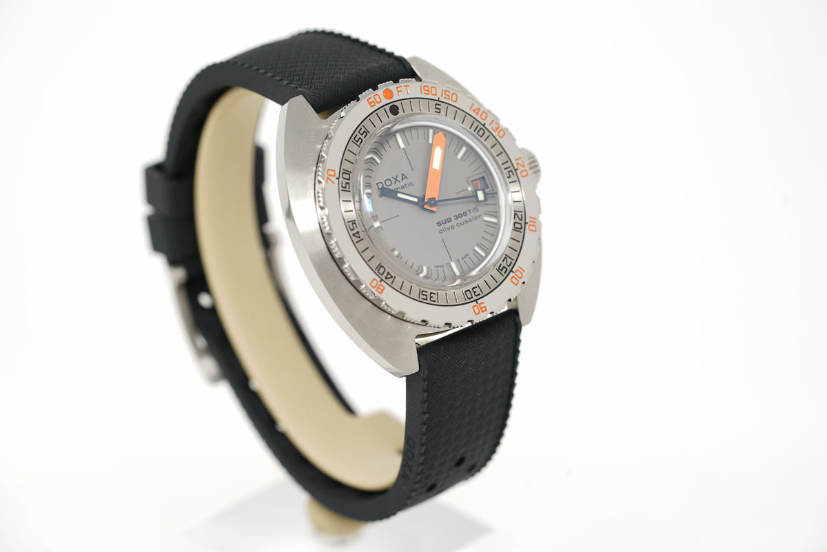 Pre-Owned Doxa SUB 300 Ti5 Clive Cussler LE 823.50.121.20-SE14