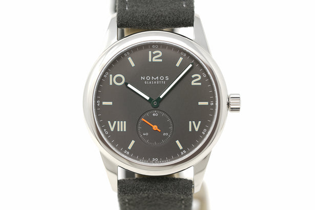 Pre-Owned Nomos Glashütte Club Campus 38 Night 736
