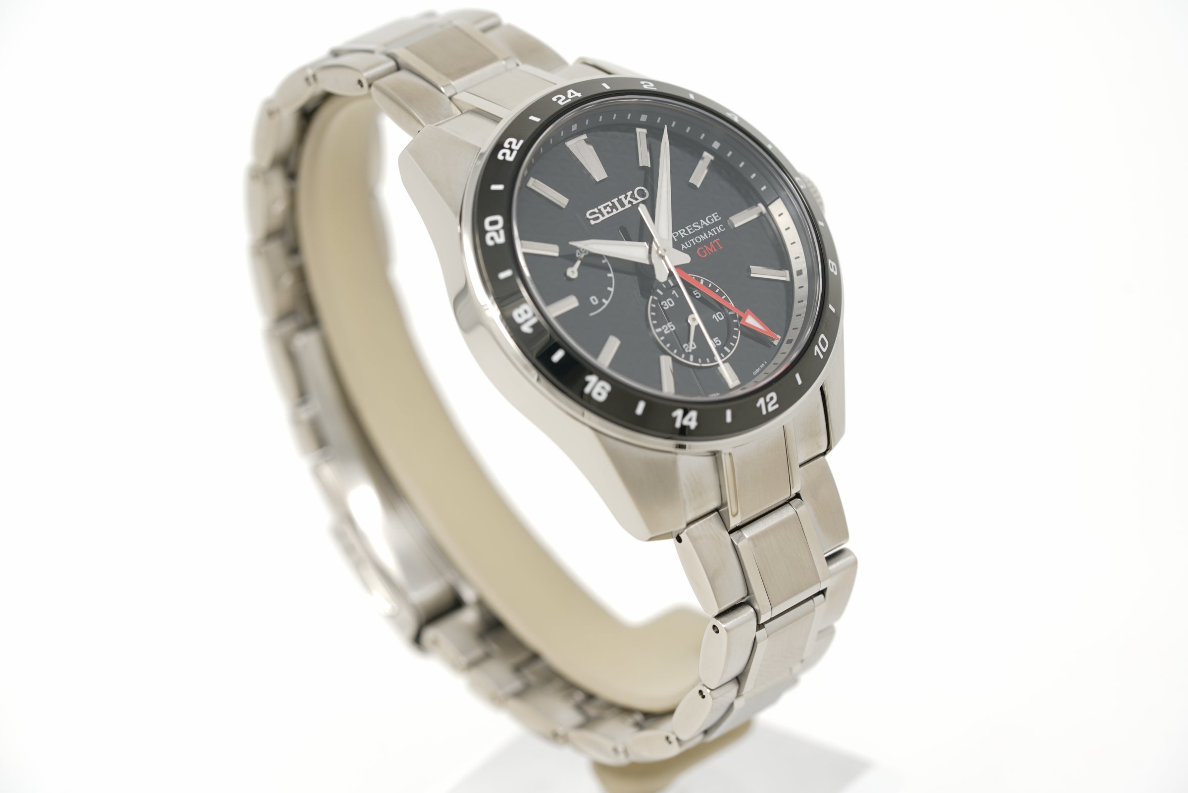 Pre-Owned Seiko Presage Sharp-Edged Series GMT SPB221