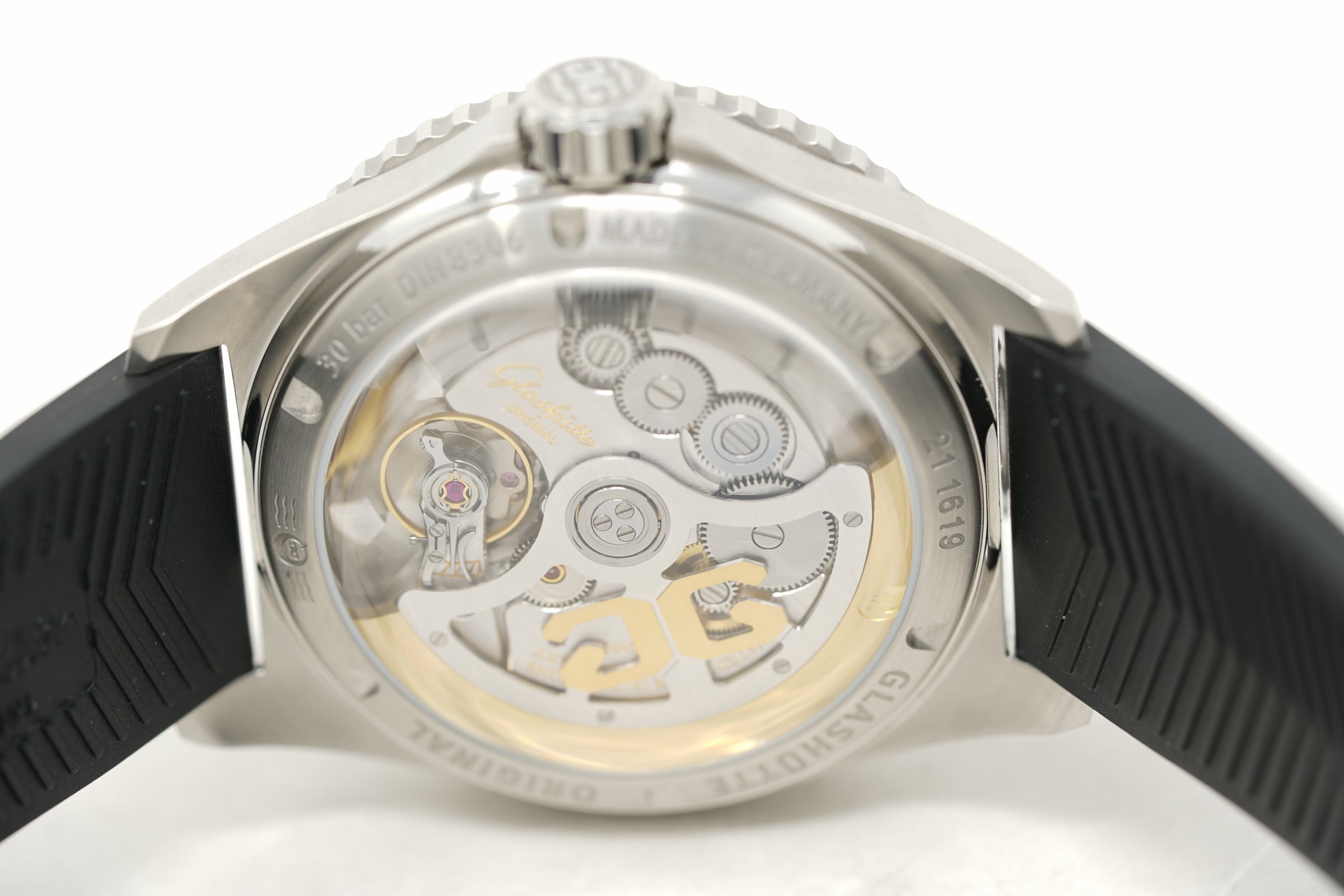 Pre-Owned Glashütte Original SeaQ Panorama Date 1-36-13-01-80-33