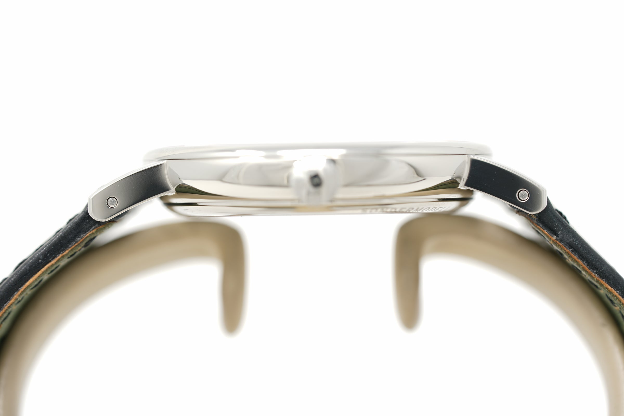 Pre-Owned Nomos Glashütte Ludwig Neomatik Doctors Without Borders 282.S2