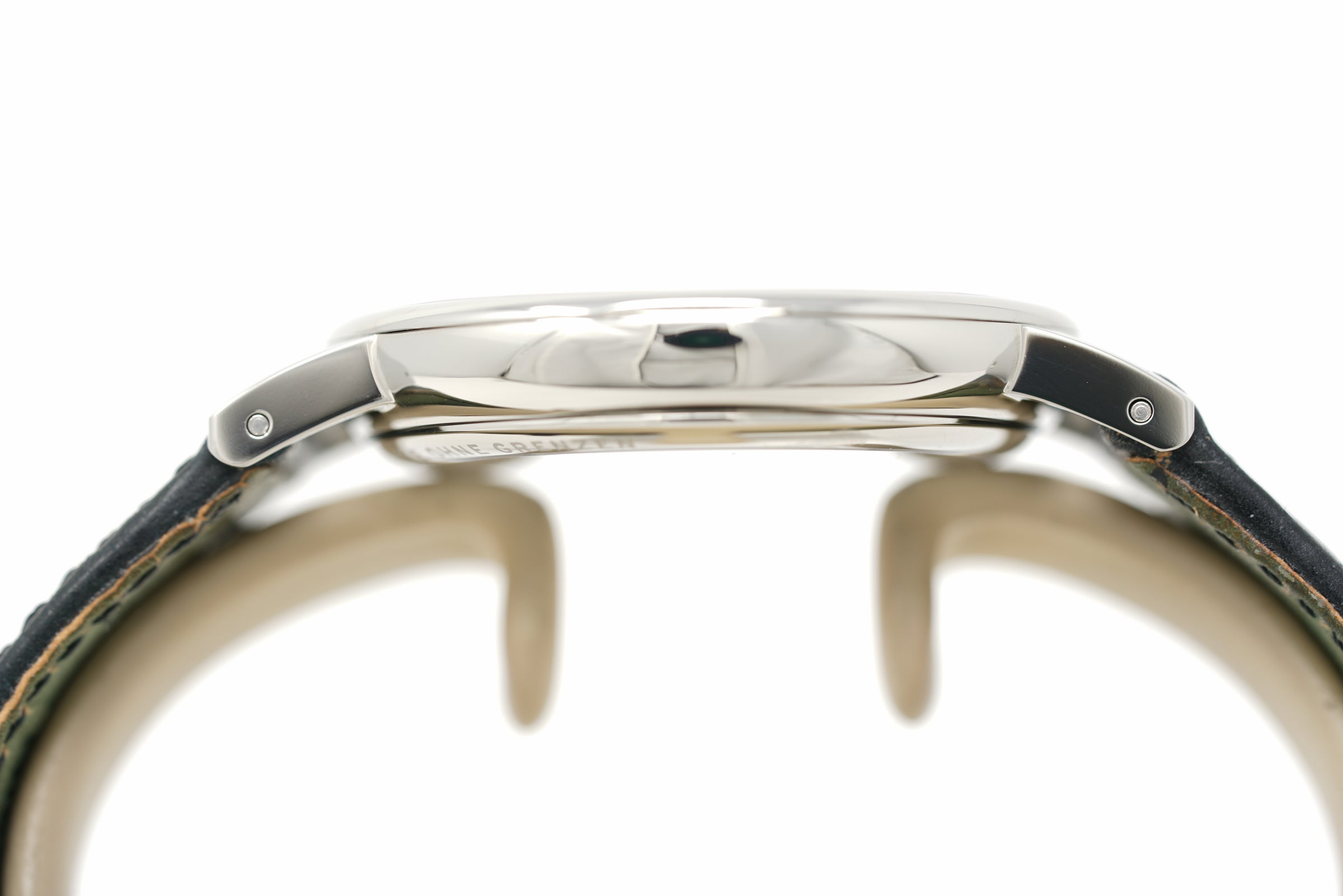 Pre-Owned Nomos Glashütte Ludwig Neomatik Doctors Without Borders 282.S2