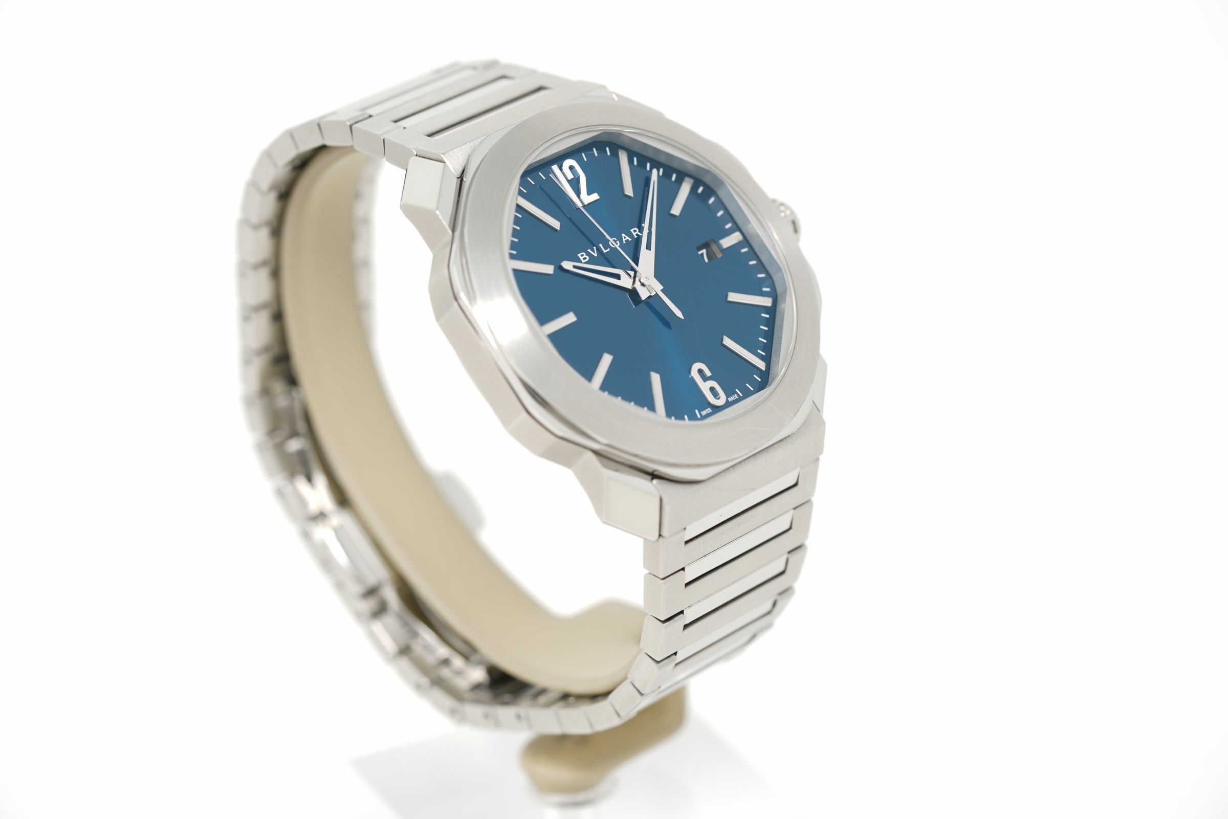 Pre-Owned Bulgari Octo Roma 102856