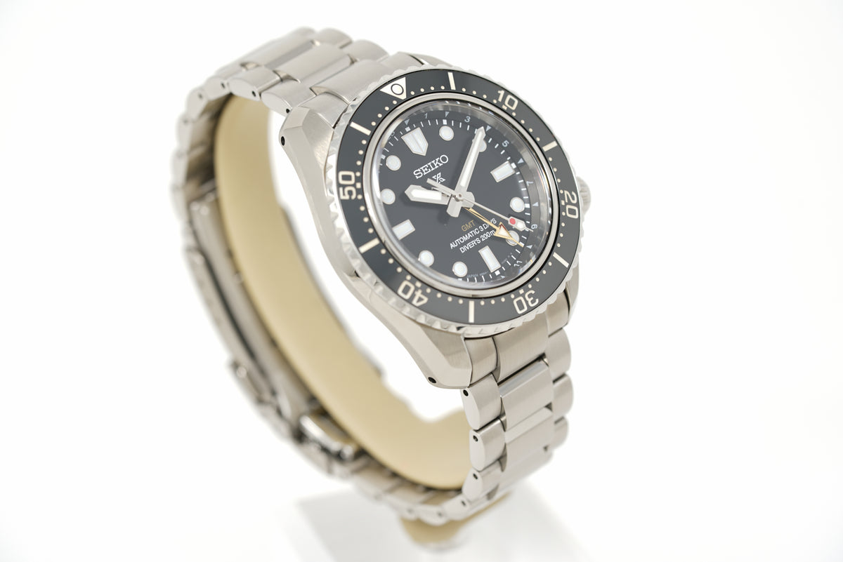Pre-Owned Seiko Prospex 1968 Diver’s Modern Re-Interpretation GMT SPB383