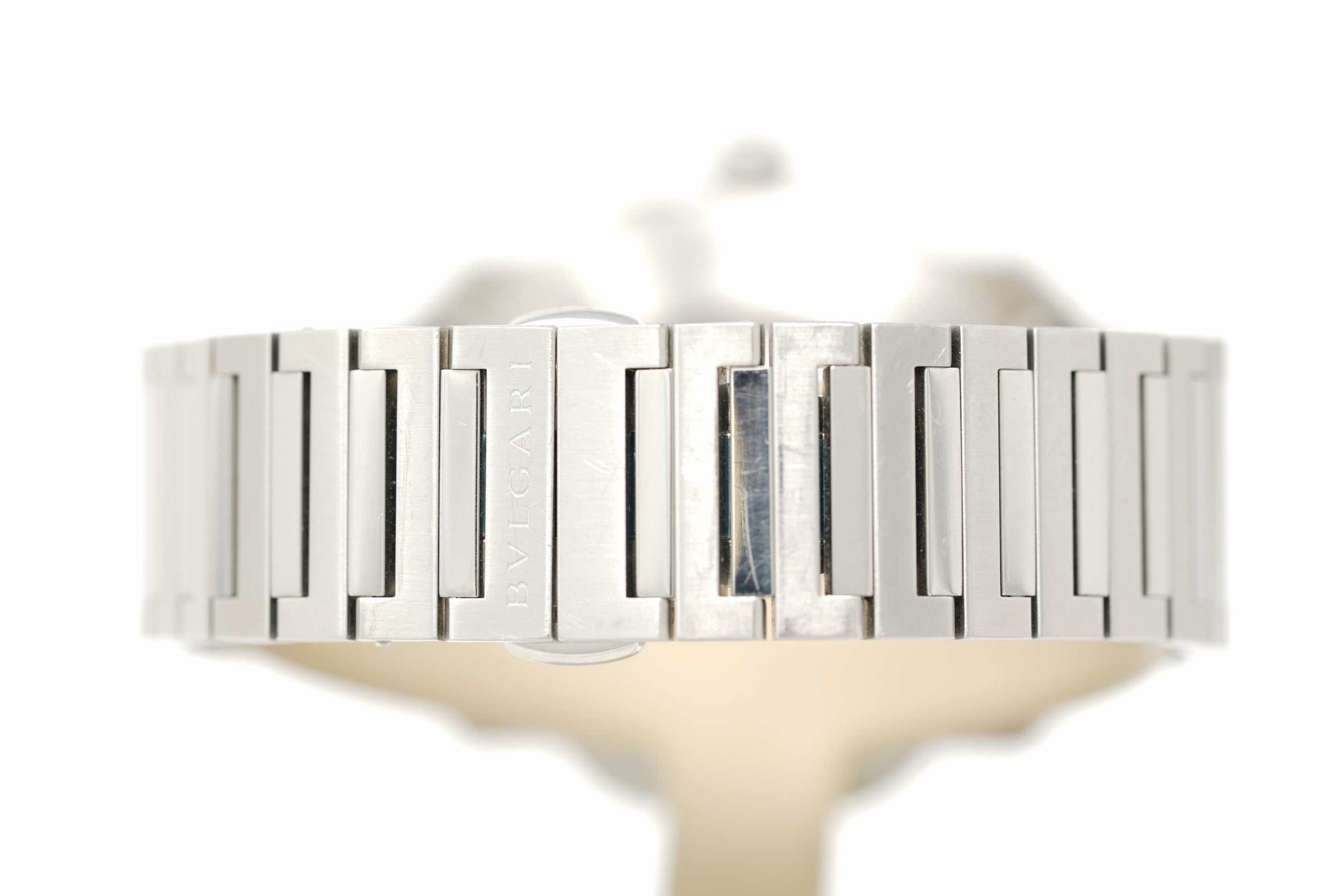Pre-Owned Bulgari Octo Roma 102856