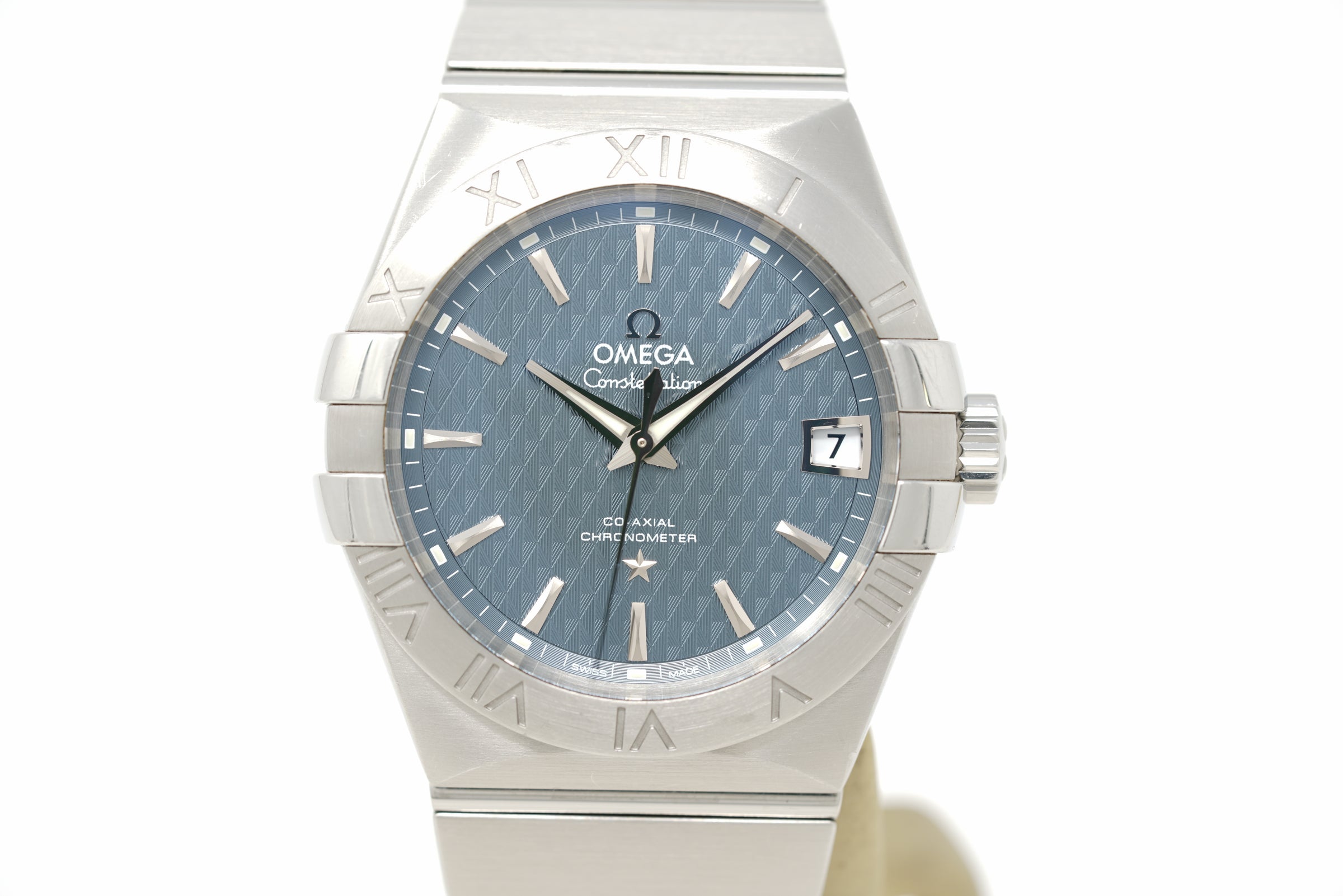 Pre-Owned Omega Constellation 38 123.10.38.21.03.001