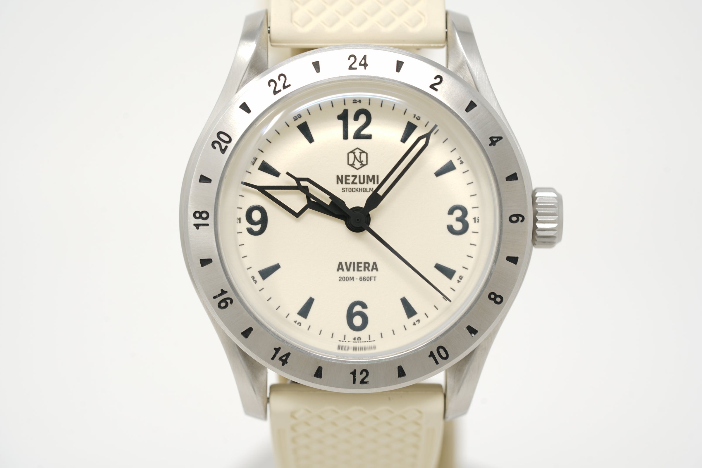Pre-Owned Nezumi Aviera GMT AA3.302