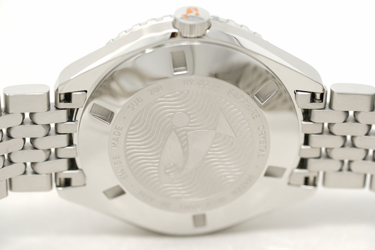 Pre-Owned Doxa SUB 200 Professional 796.10.351.10