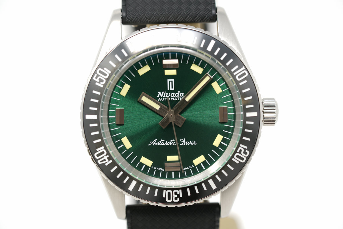 Pre-Owned Nivada Grenchen Antarctic Diver Green No Date 32059A01