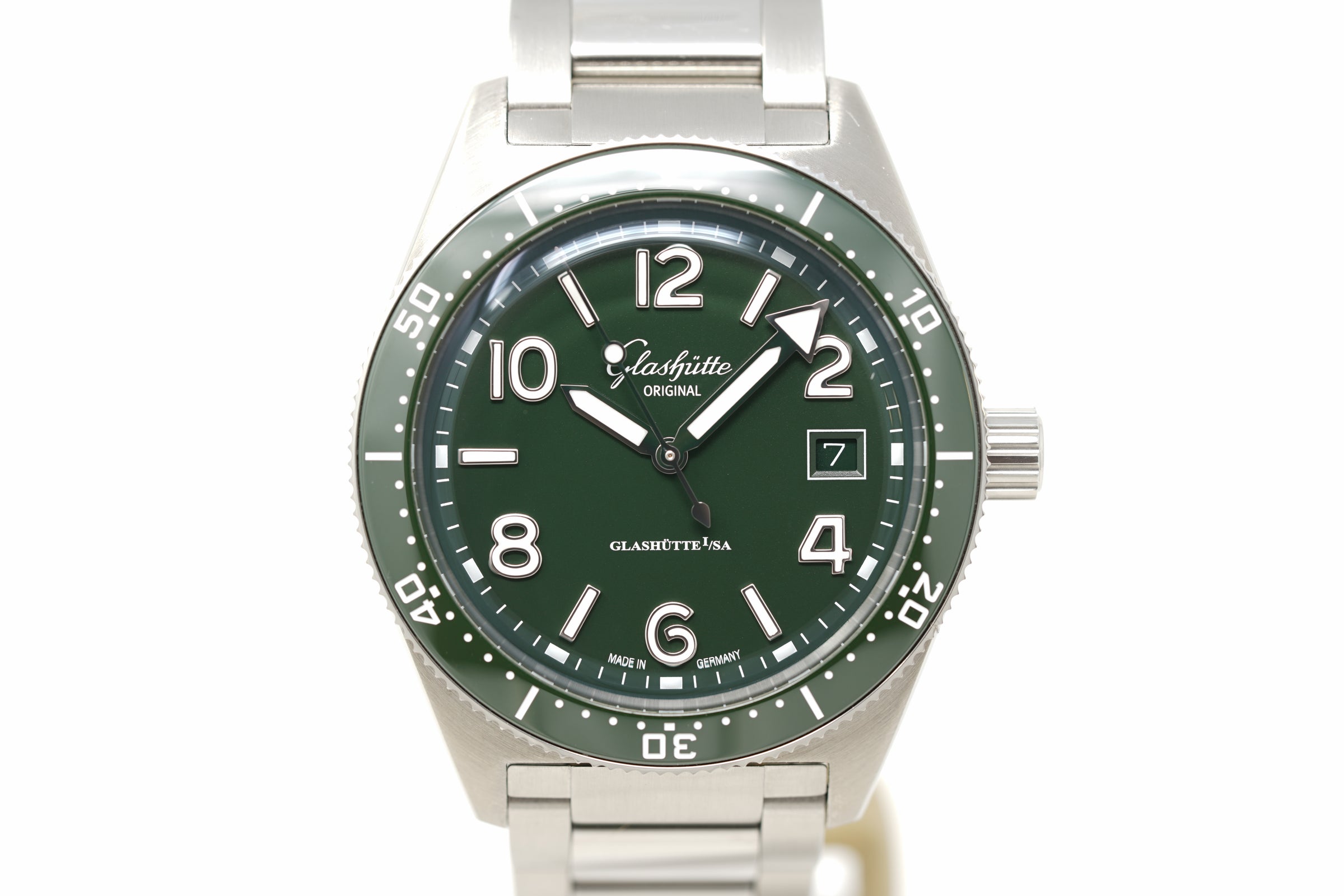 Pre-Owned Glashütte Original SeaQ 1-39-11-13-83-33