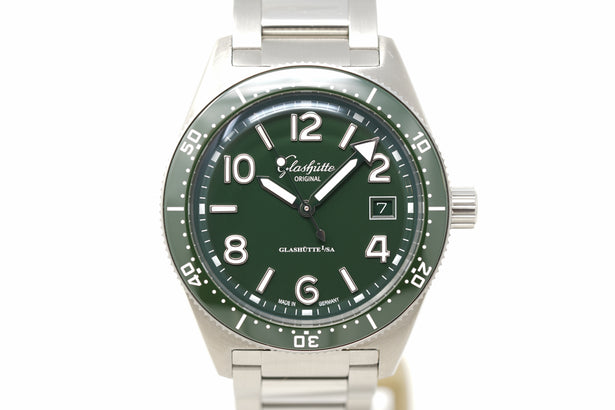 Pre-Owned Glashütte Original SeaQ 1-39-11-13-83-33
