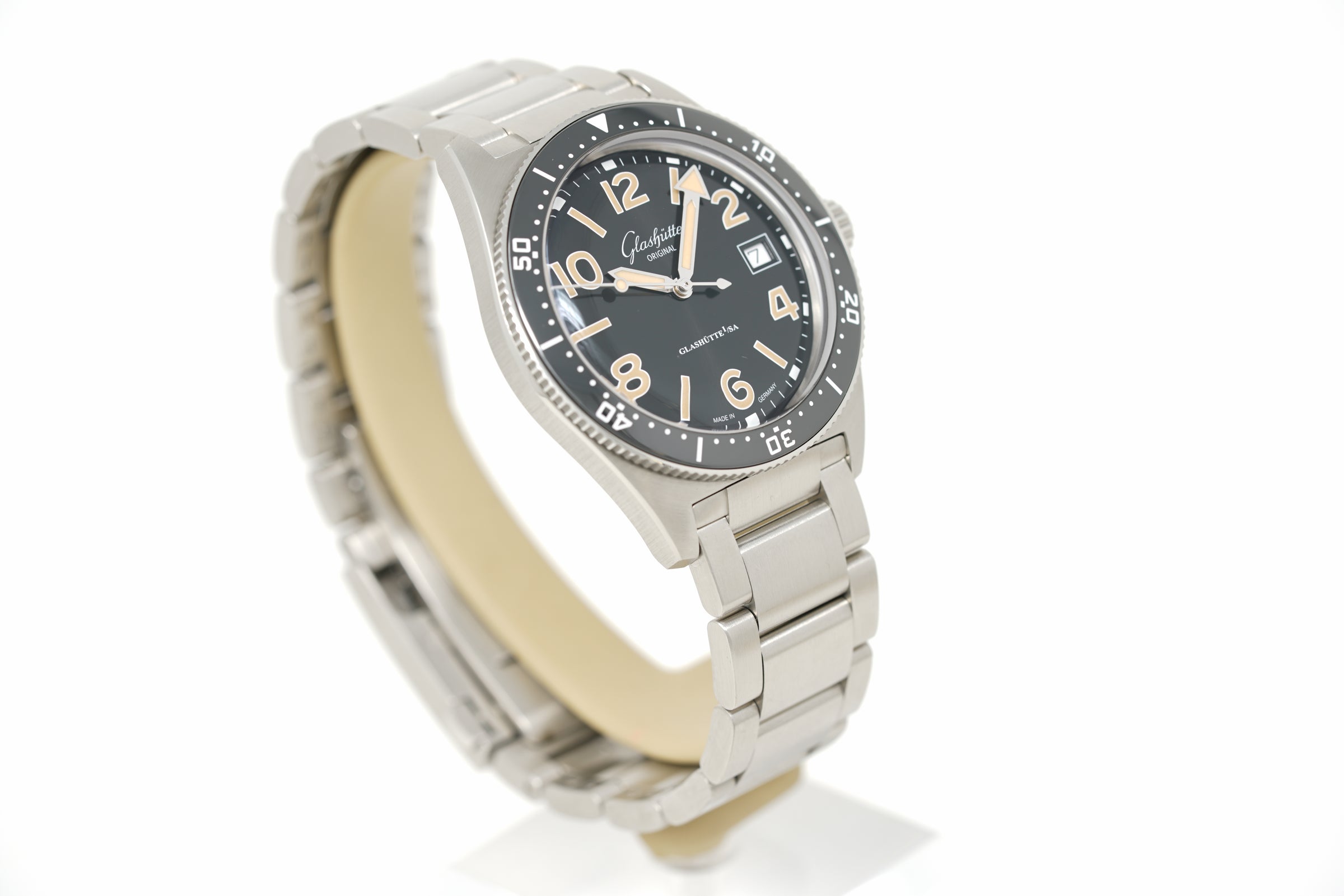 Pre-Owned Glashütte Original SeaQ 1-39-11-06-60-06