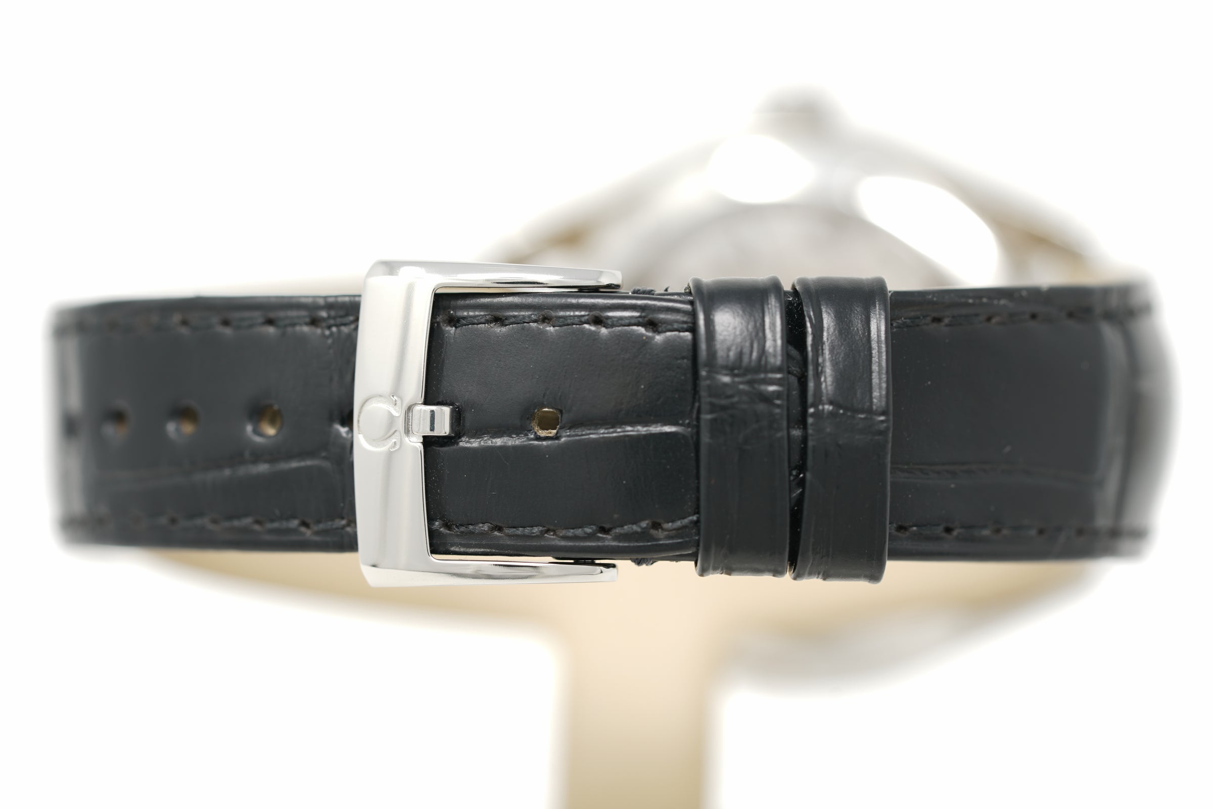 Pre-Owned Omega De Ville Trésor 435.13.40.21.02.001