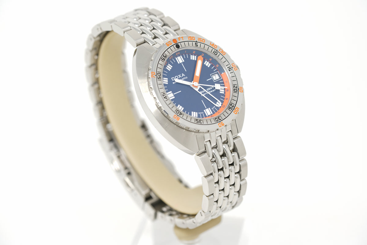 Pre-Owned Doxa SUB 250T GMT Caribbean 855.10.201.32