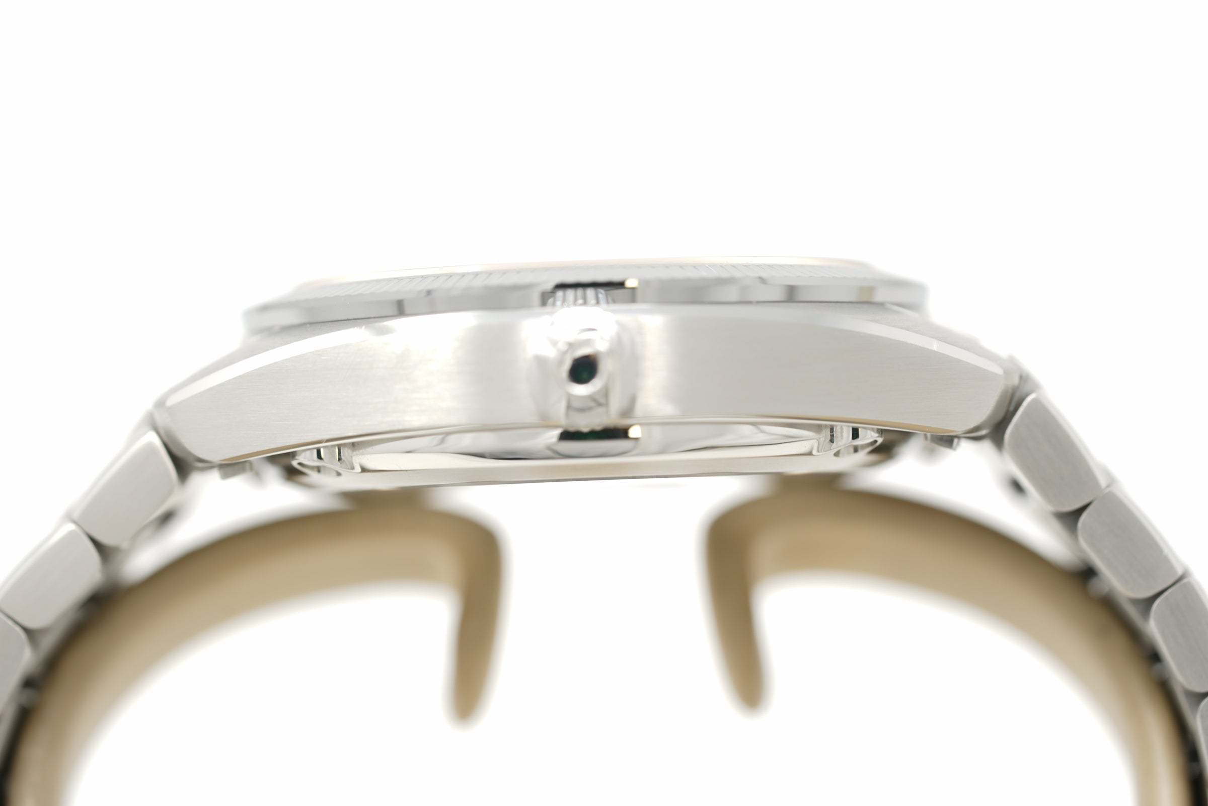 Pre-Owned Omega Constellation Globemaster 130.30.39.21.02.001