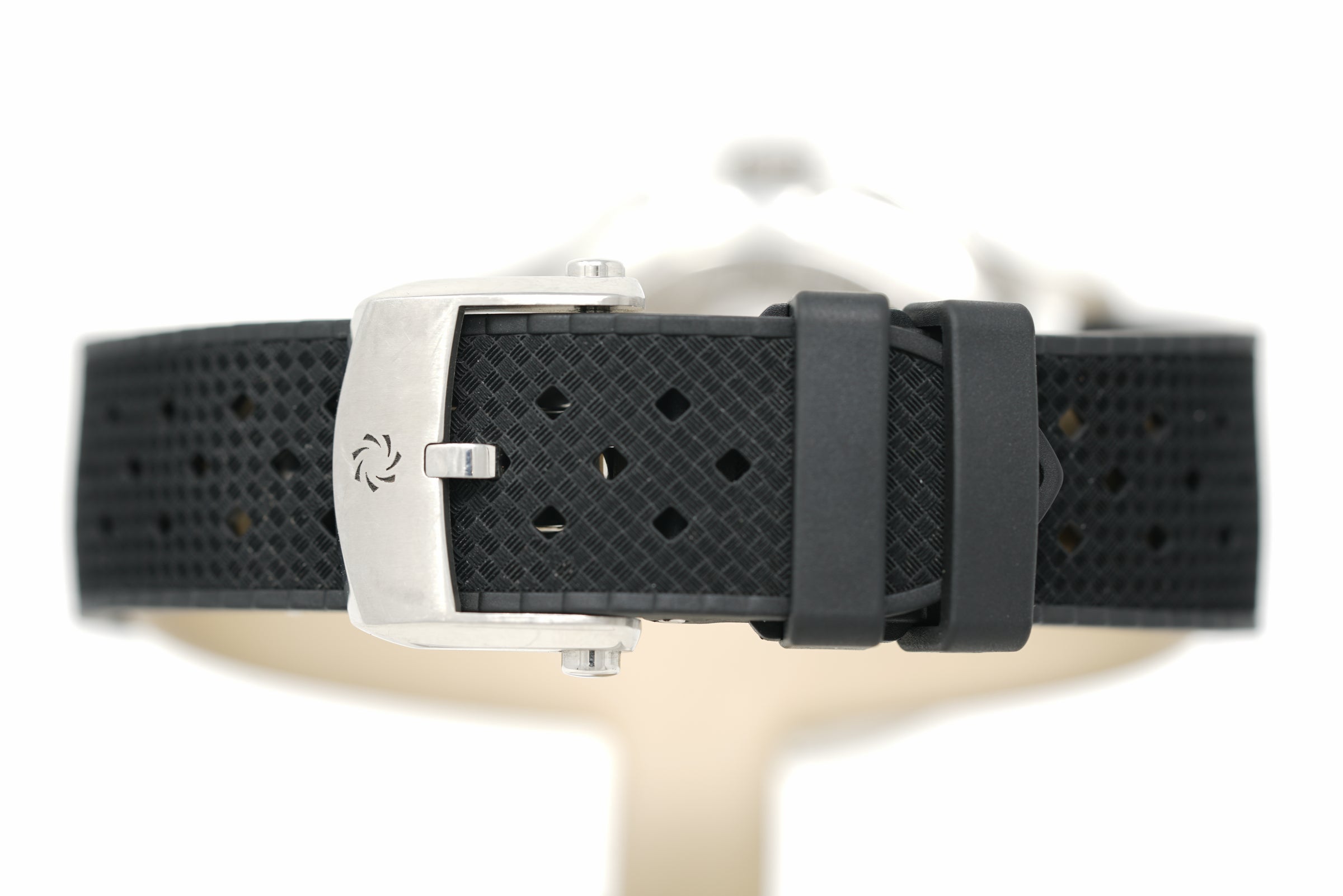 Pre-Owned Carl F. Bucherer Herritage BiCompax Annual 00.10803.08.12.01