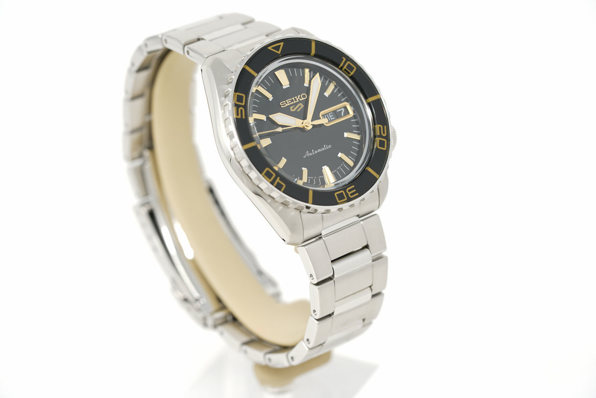 Pre-Owned Seiko 5 Sports SRPK99