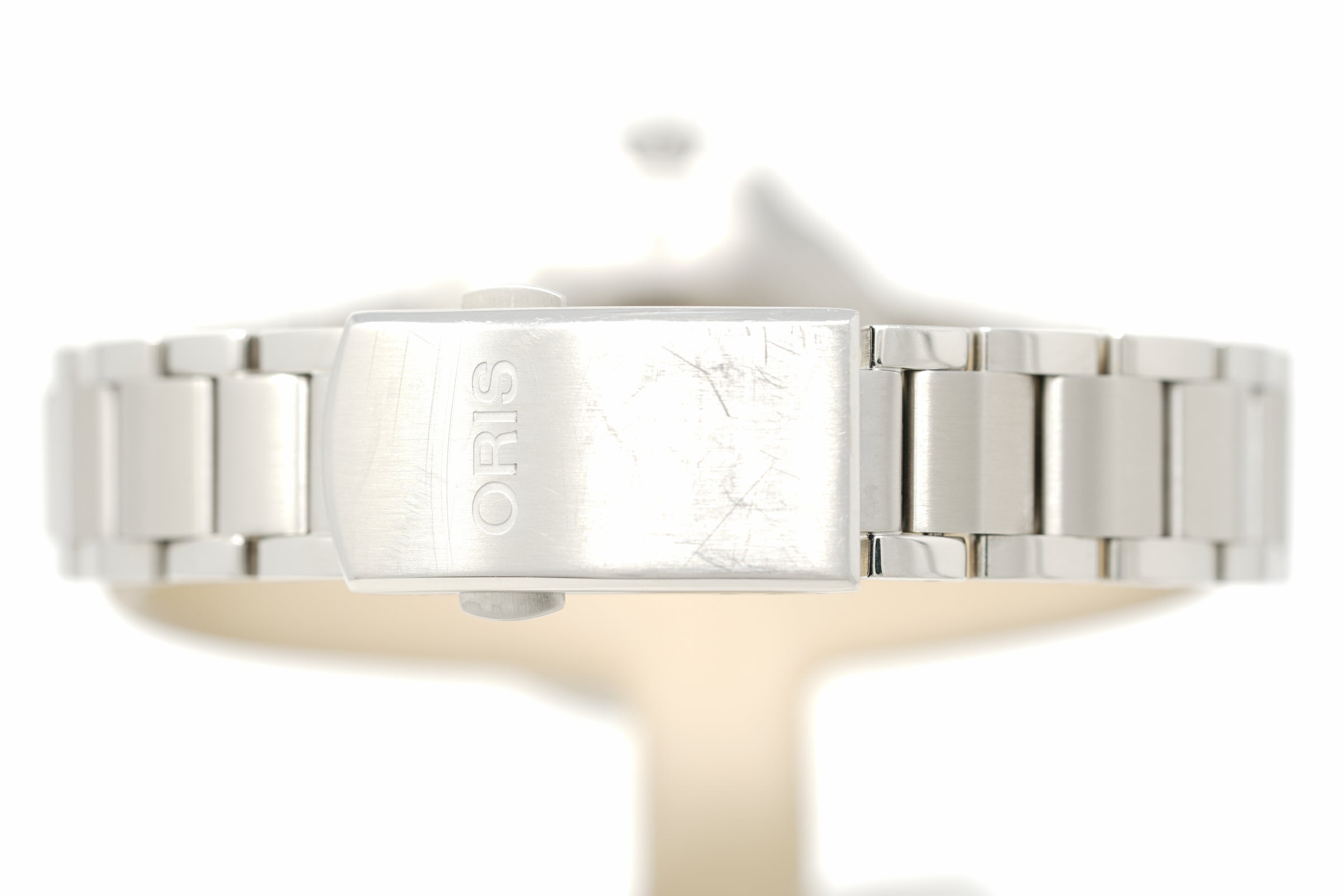 Pre-Owned Oris Aquis Date 01 733 7770 4157-07 8 18 05P