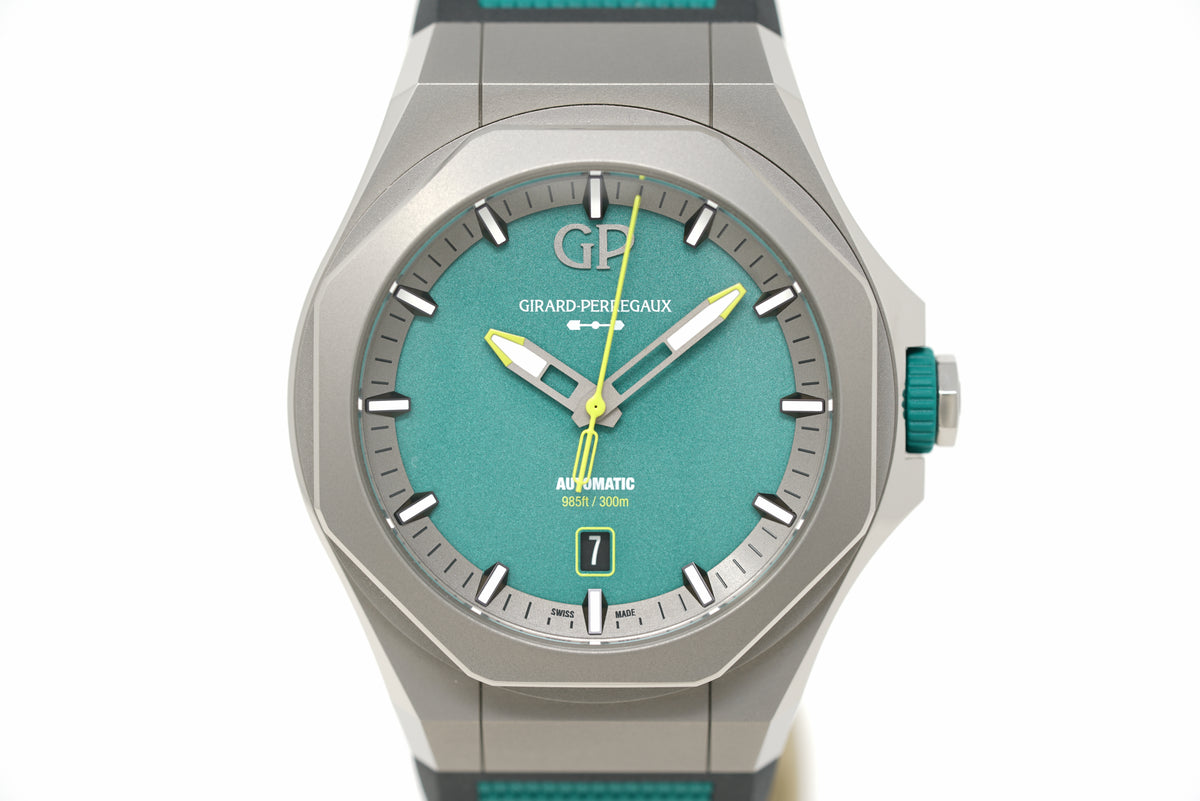 Pre-Owned Girard Perregaux Laureato Absolute Aston-Martin F1® Edition 81070-21-3405-1CX