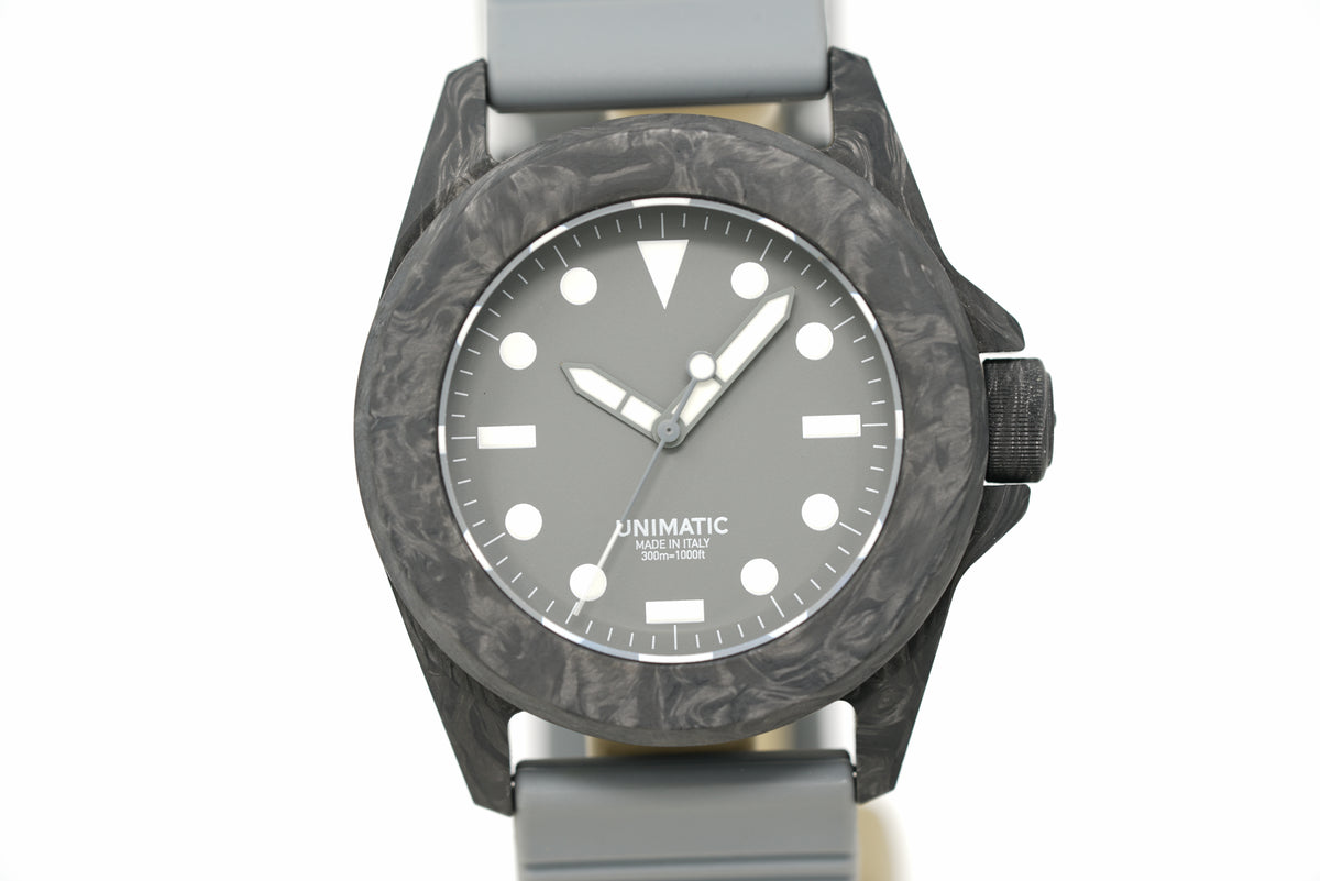 Pre-Owned Unimatic x Hodinkee Modello Quattro Carbon Limited U4S-C-H